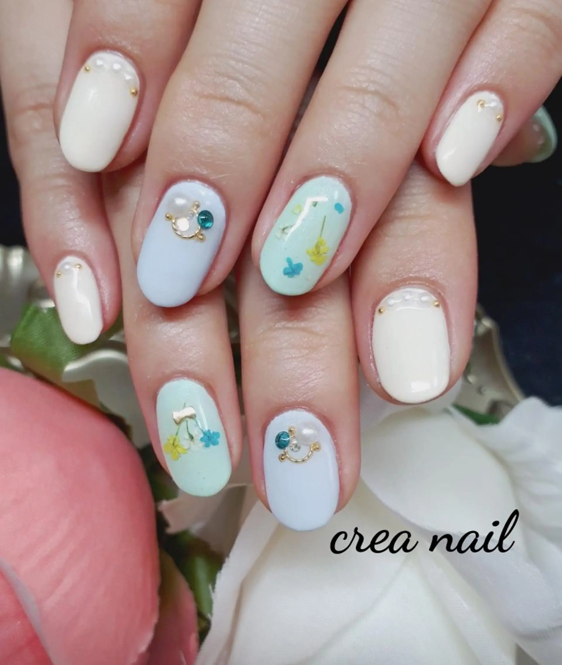 ネイル ブルー グリーン パステルネイル privateサロン creaのネイルデザイン