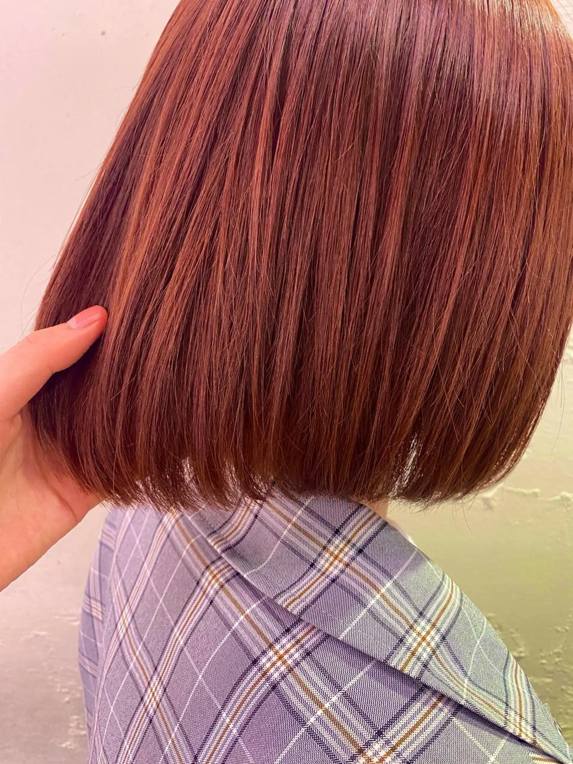 ショート カラー 切りっぱなしボブ カシス オレンジ ボブ 推しカラー オタク美容師 山本のヘアスタイル