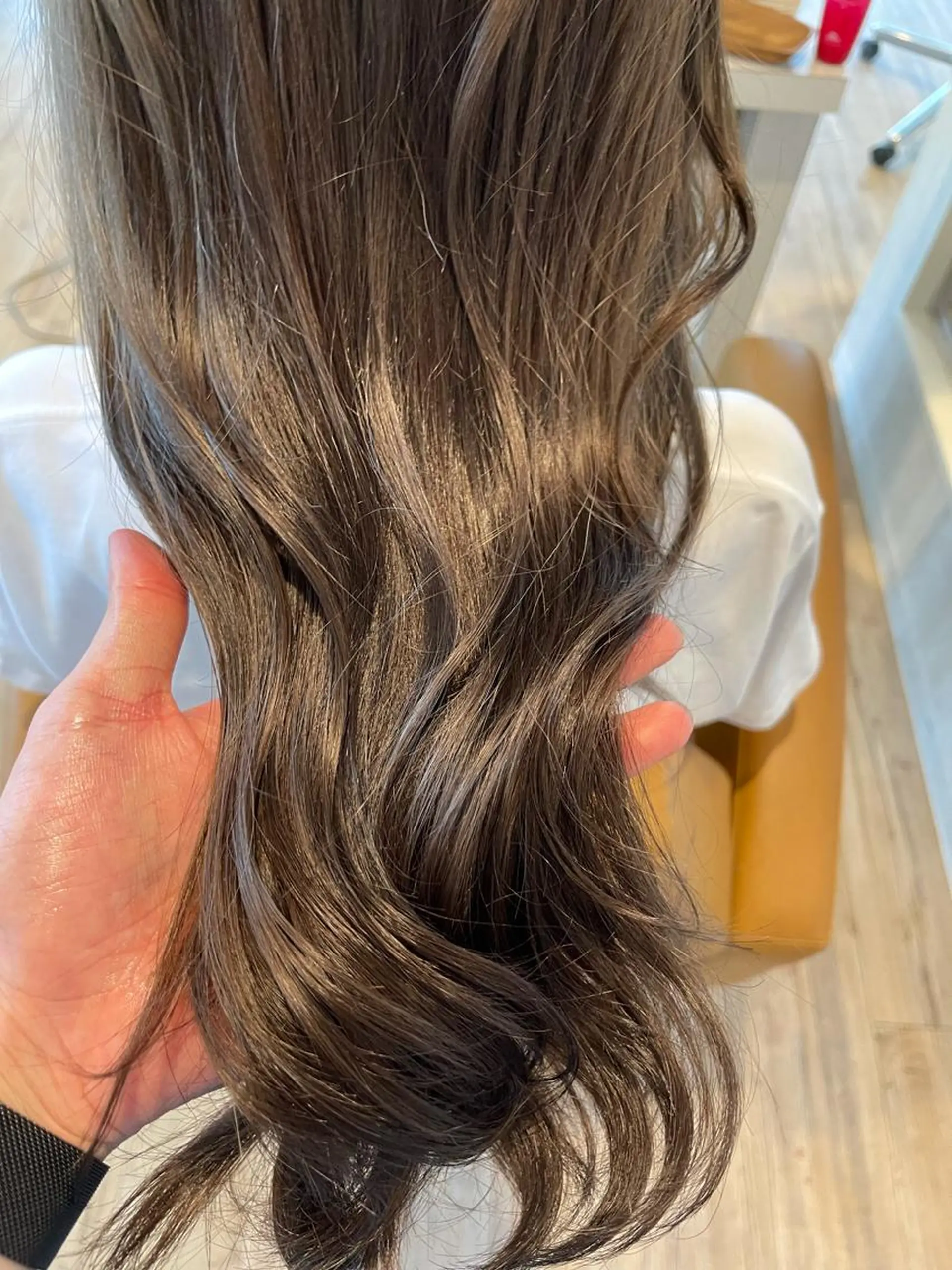 ロング BRIDGE あきらのヘアスタイル