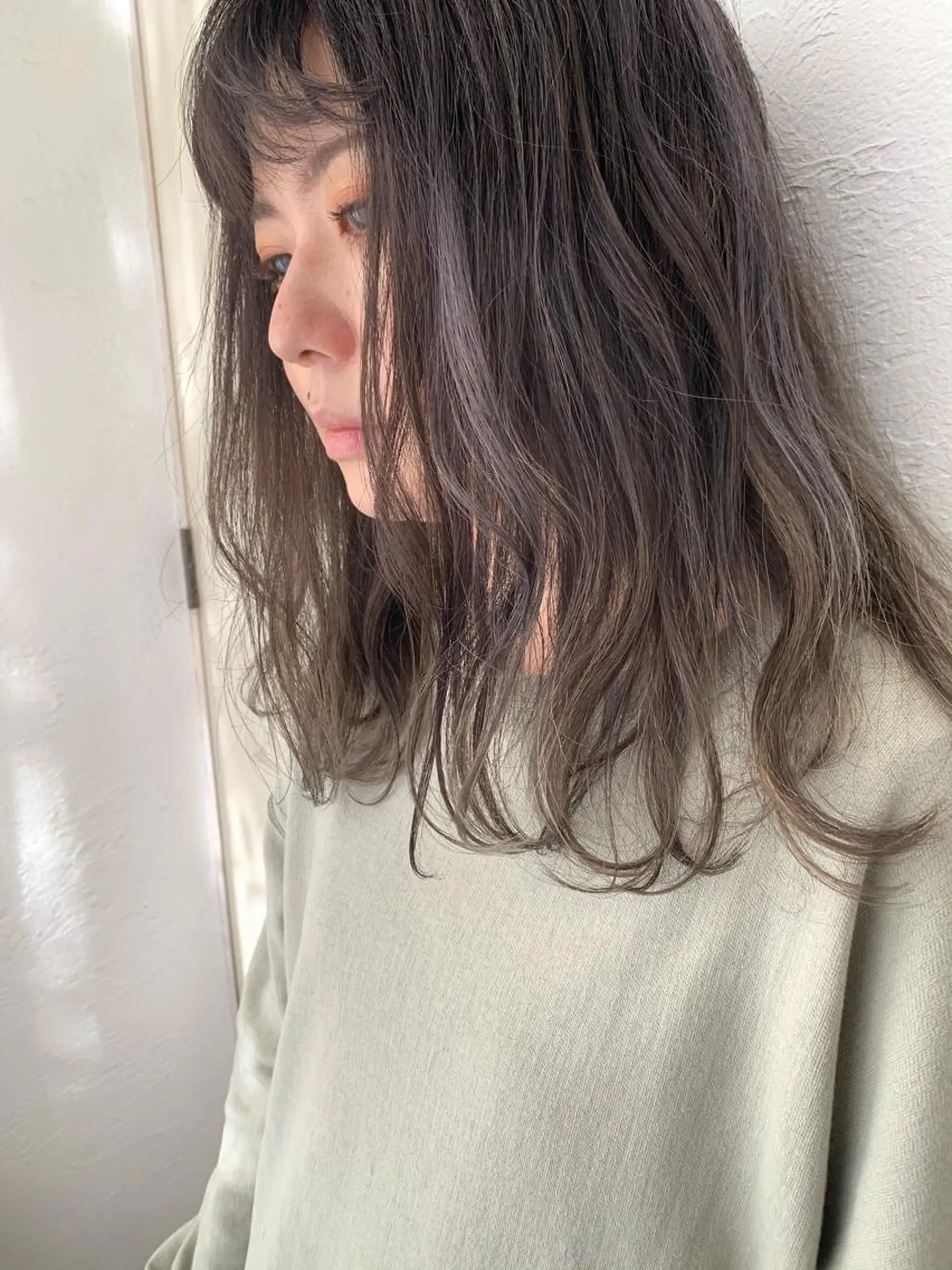 セミロング カラー カット ヘアカラー fio マナミのヘアスタイル