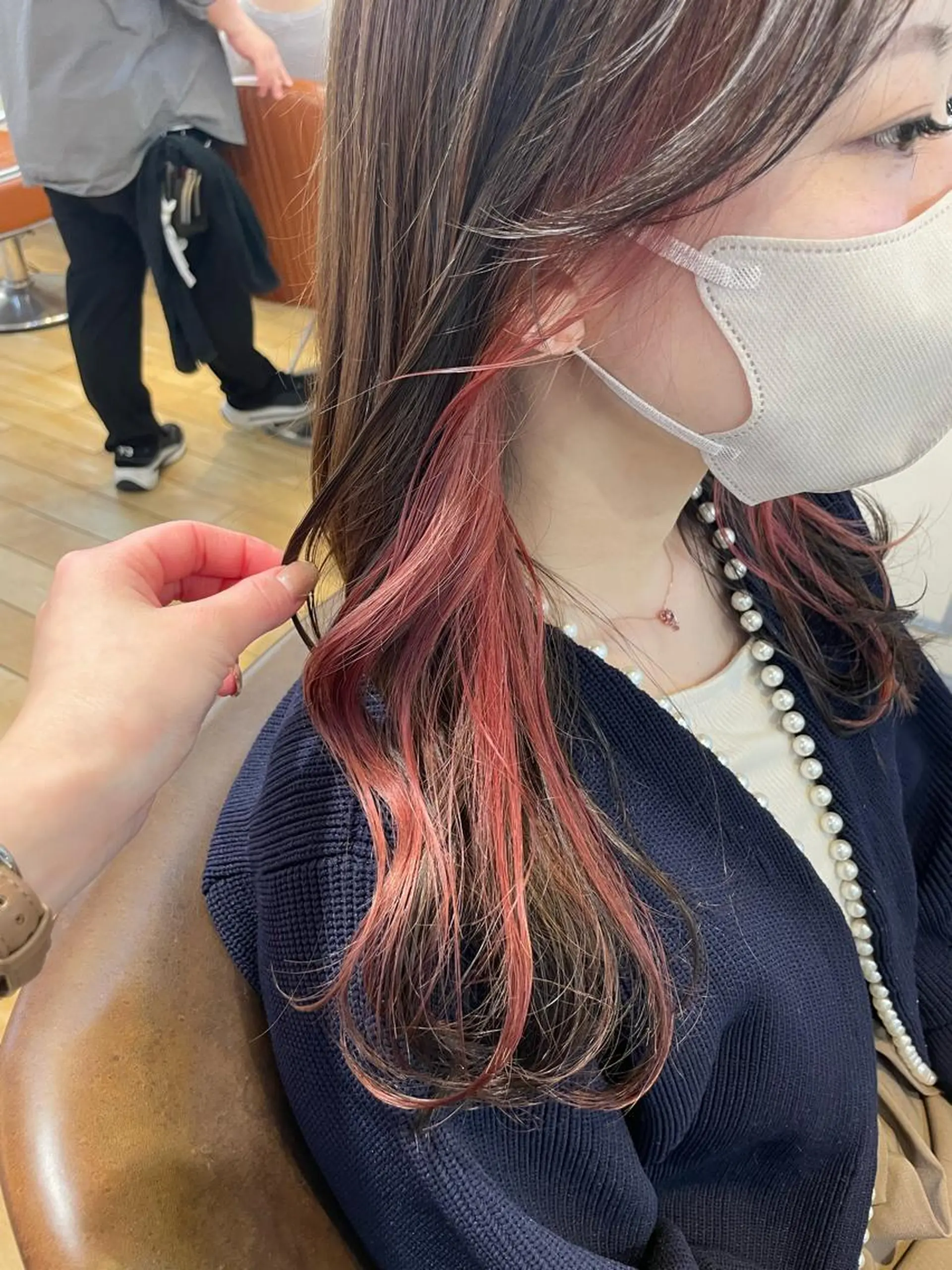ロング カラー インナーカラー レッドカラー カット ヘアカラー トリートメント ✨カラー支持No.1 🧸ワキ カナコ🧸のヘアスタイル