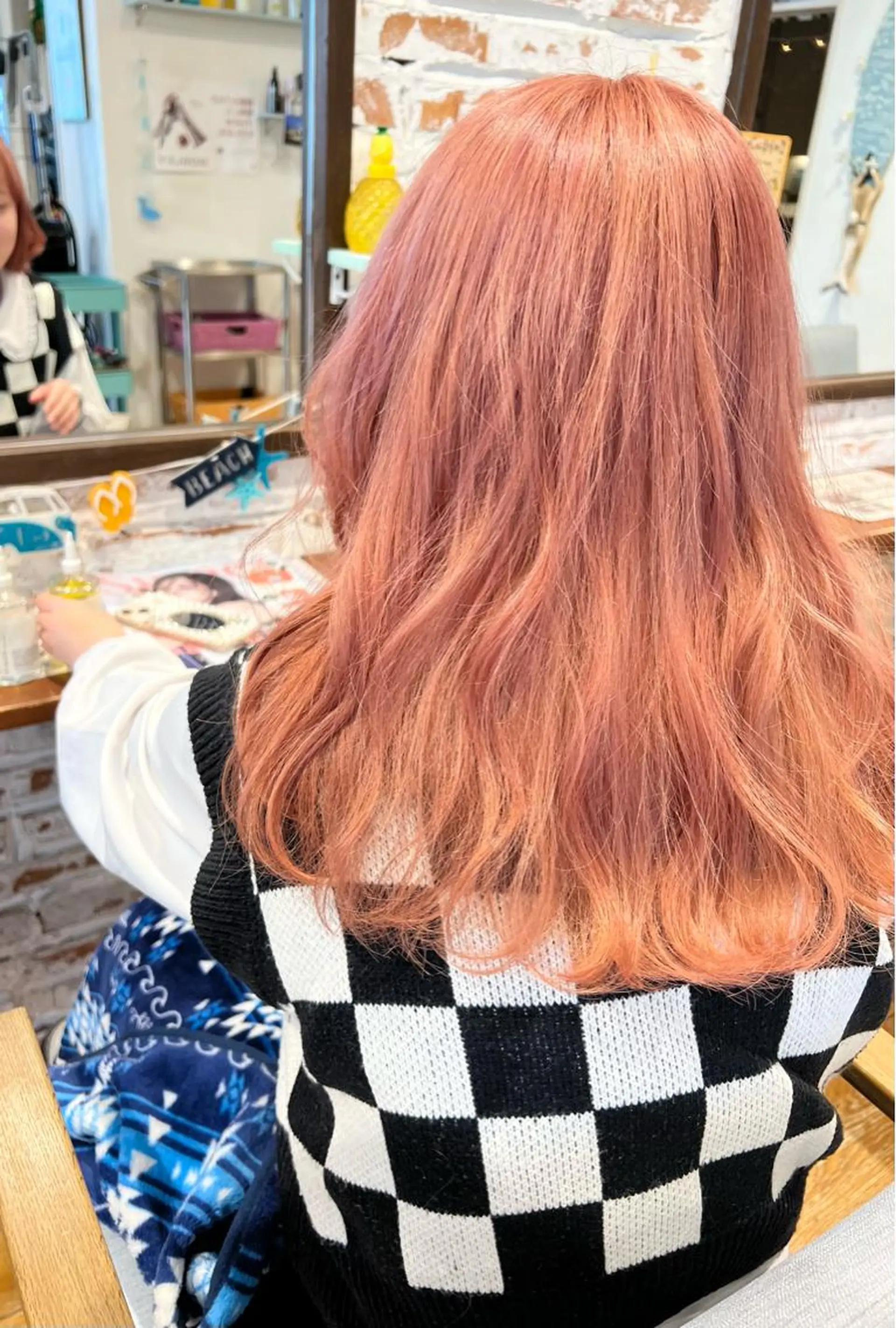 ロング ハイトーン/ ダブルカラー/透明感のヘアスタイル