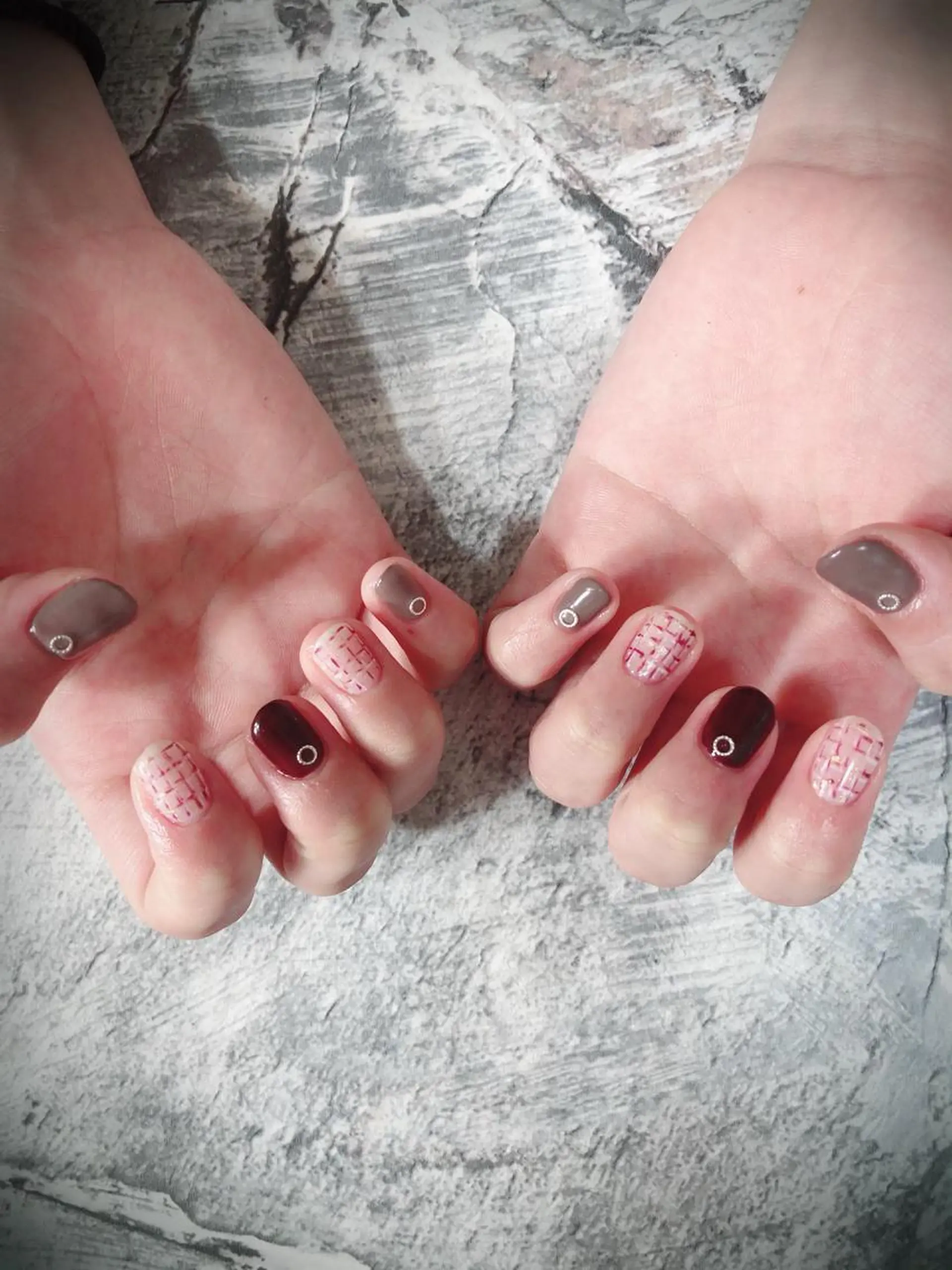 ネイル ジェルネイル パラジェル ツイードネイル 北浦和 自爪育成ケアのネイルデザイン