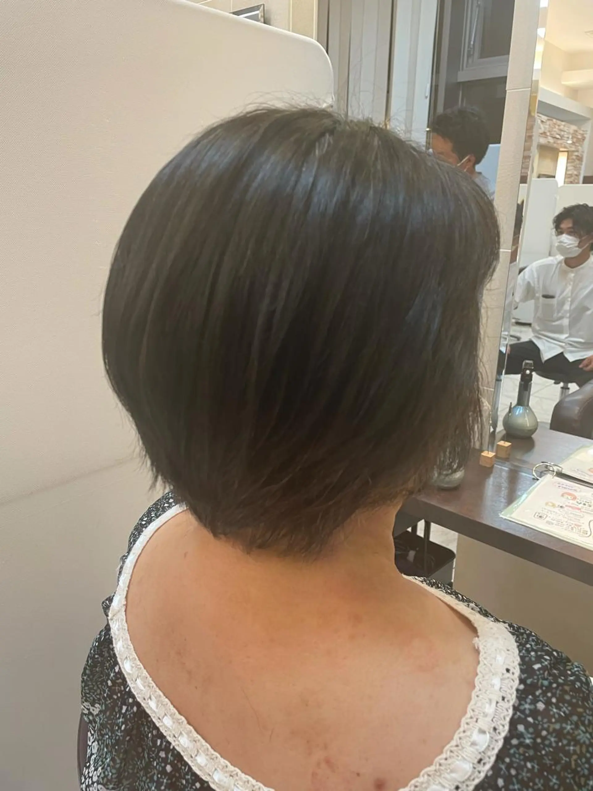 ショート 垢抜け透明感カラー 🌻篠崎梓🌻のヘアスタイル