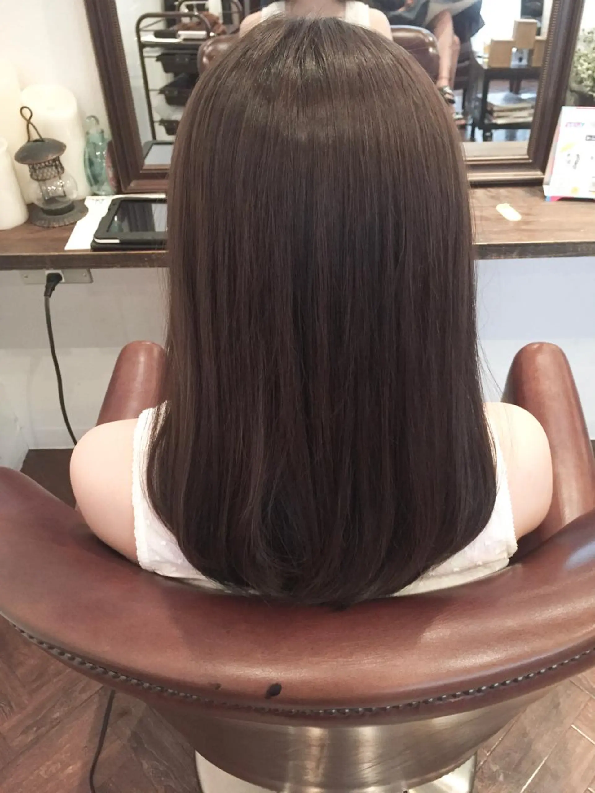 ミディアム カラー いしだ みさきのヘアスタイル