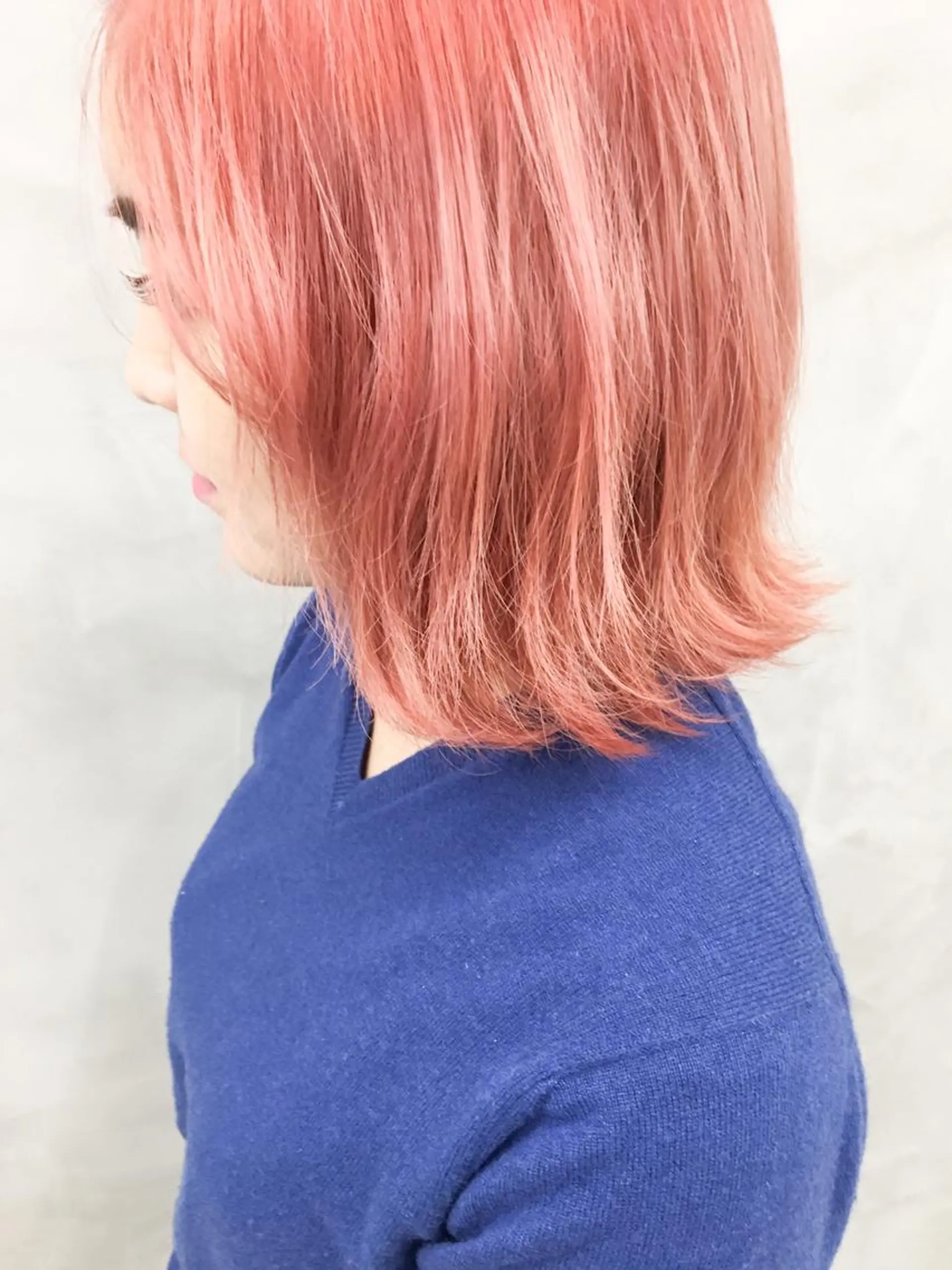 カラー 切りっぱなしボブ ブリーチ ダブルカラー ボブ ヘッドスパ (女性限定)🍋モエのヘアスタイル
