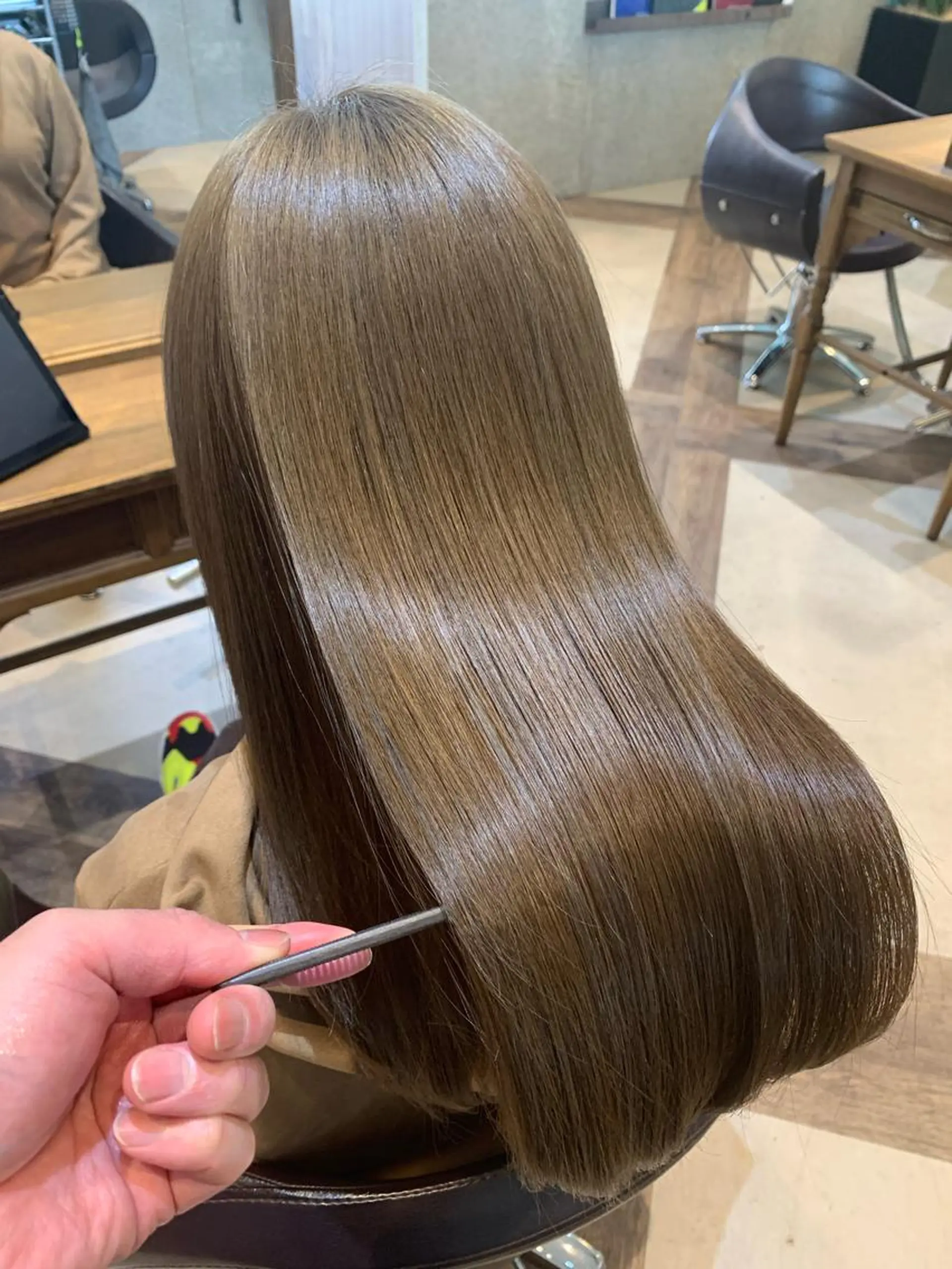 セミロング パーマ 髪質改善 トリートメント 酸性ストレート ストレートパーマ 🌟髪質改善/透明感 🌟代表RYOのヘアスタイル