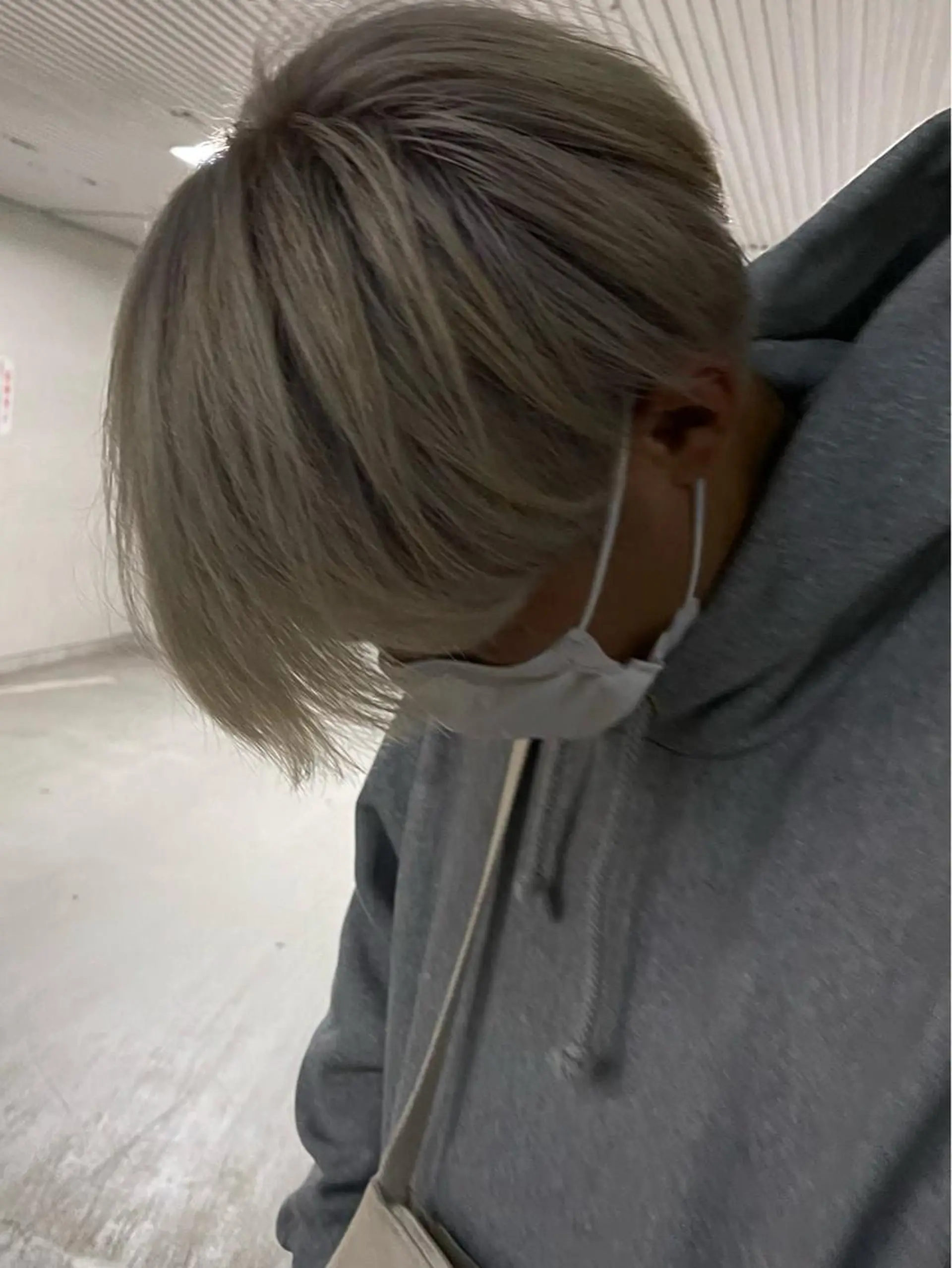 カラー ブリーチ ブロンド ホワイトブロンド joh/メンズ/ ブリーチ/矢場町のヘアスタイル