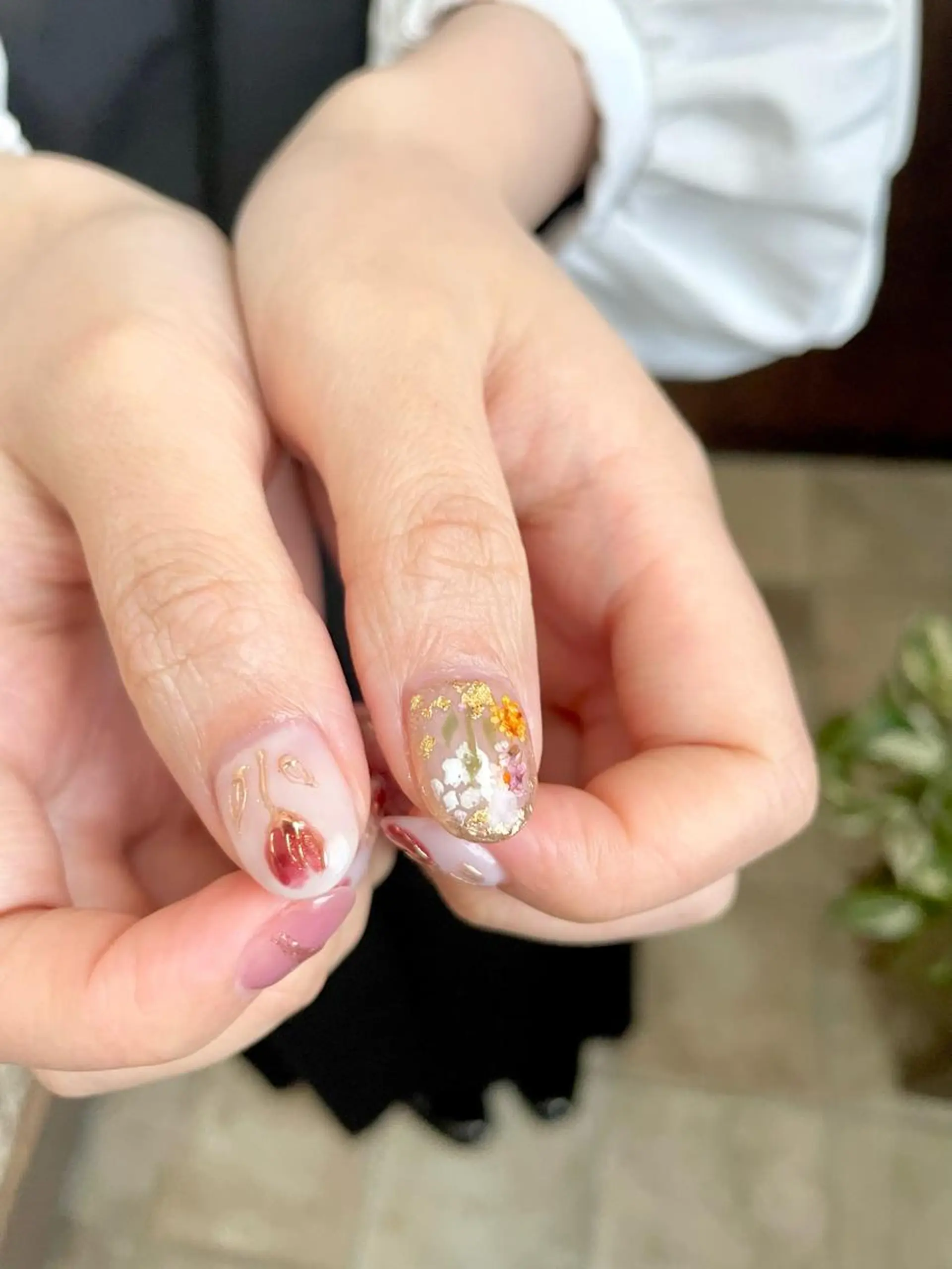 ネイル フラワーネイル 甲府市徳行 🧸prunelleのネイルデザイン