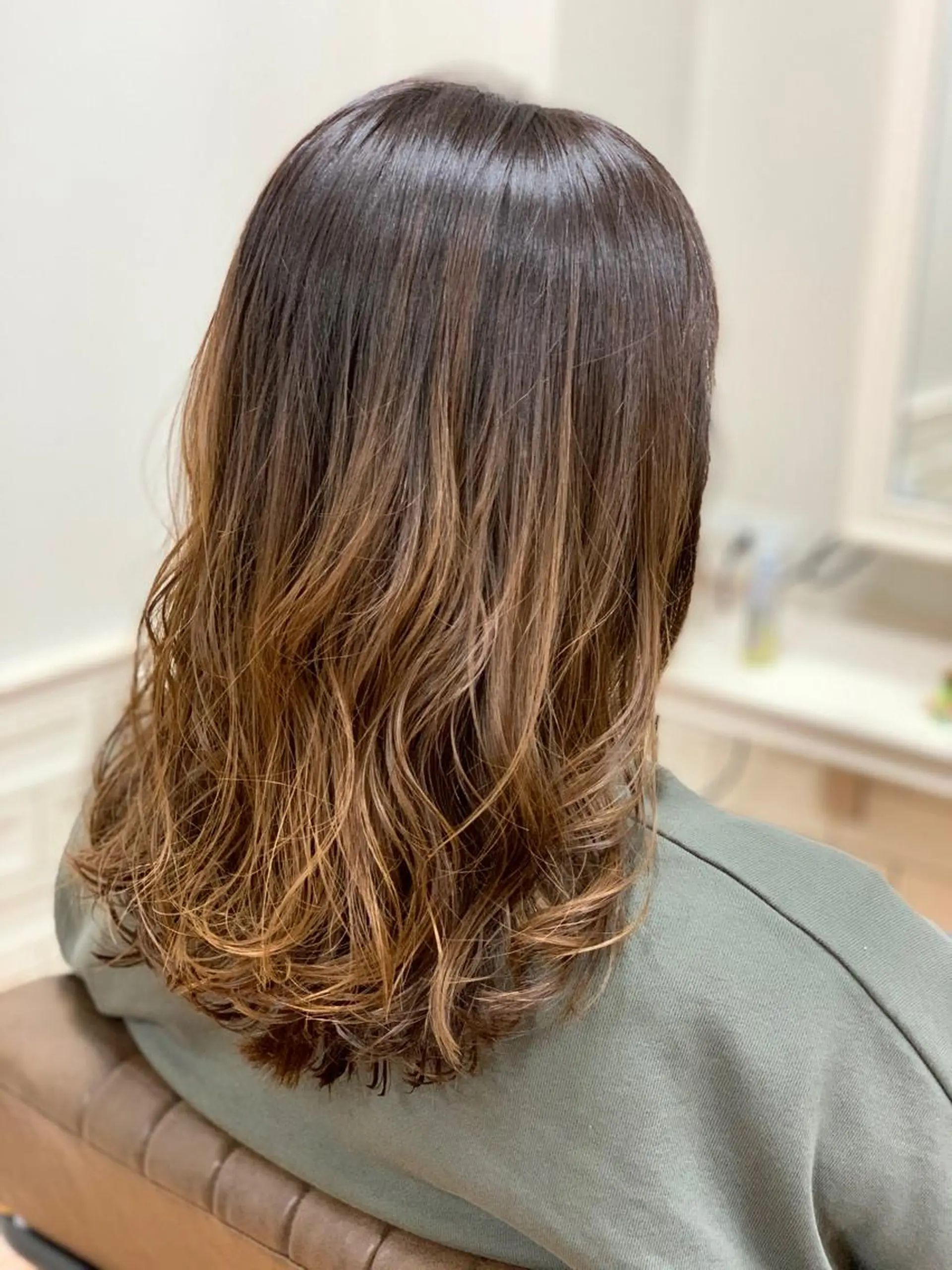 セミロング カット カットが得意✨ 川元裕範（ヒロノリ）のヘアスタイル