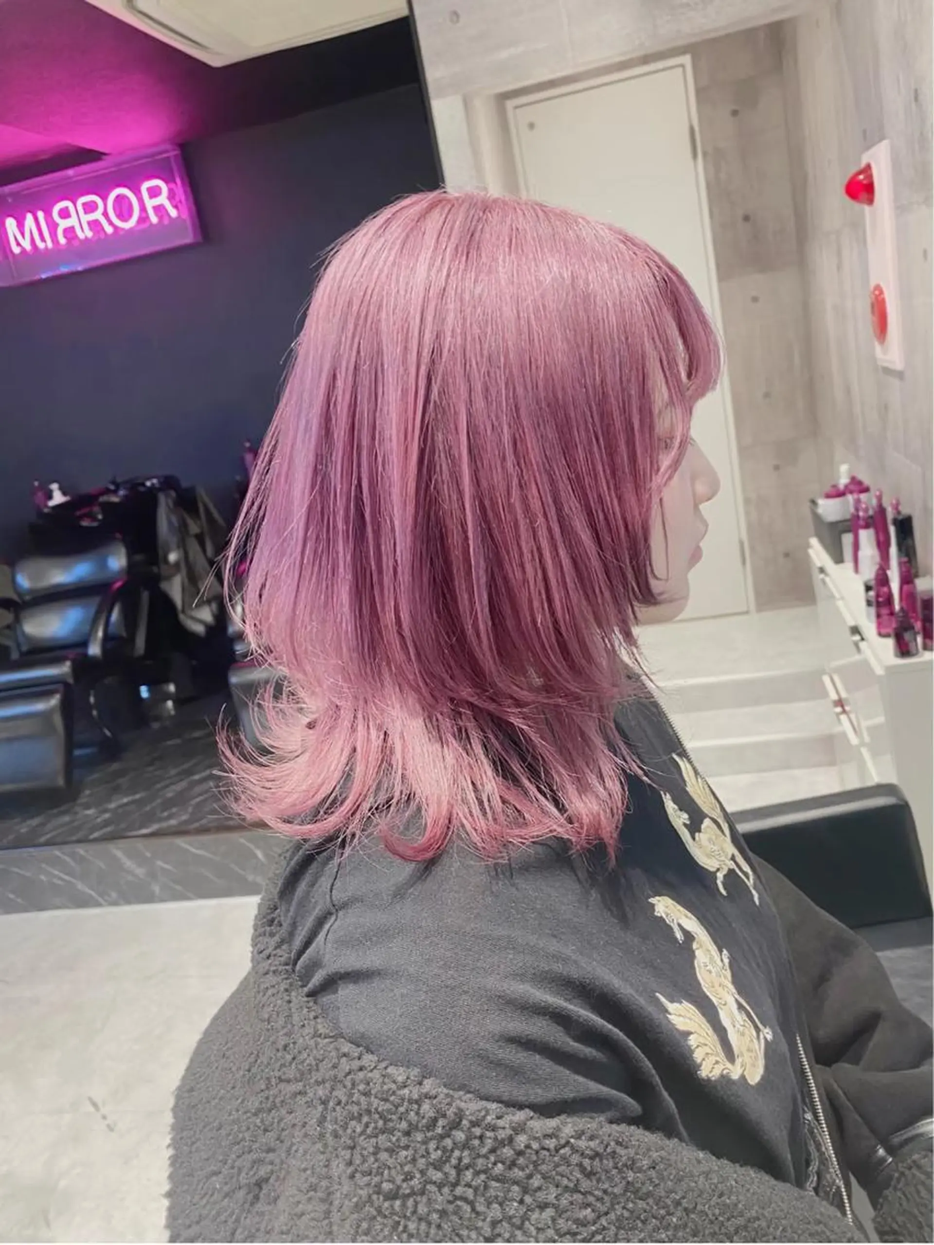 セミロング カラー 🩶【推しハイトーン 】yuzu🩶のヘアスタイル