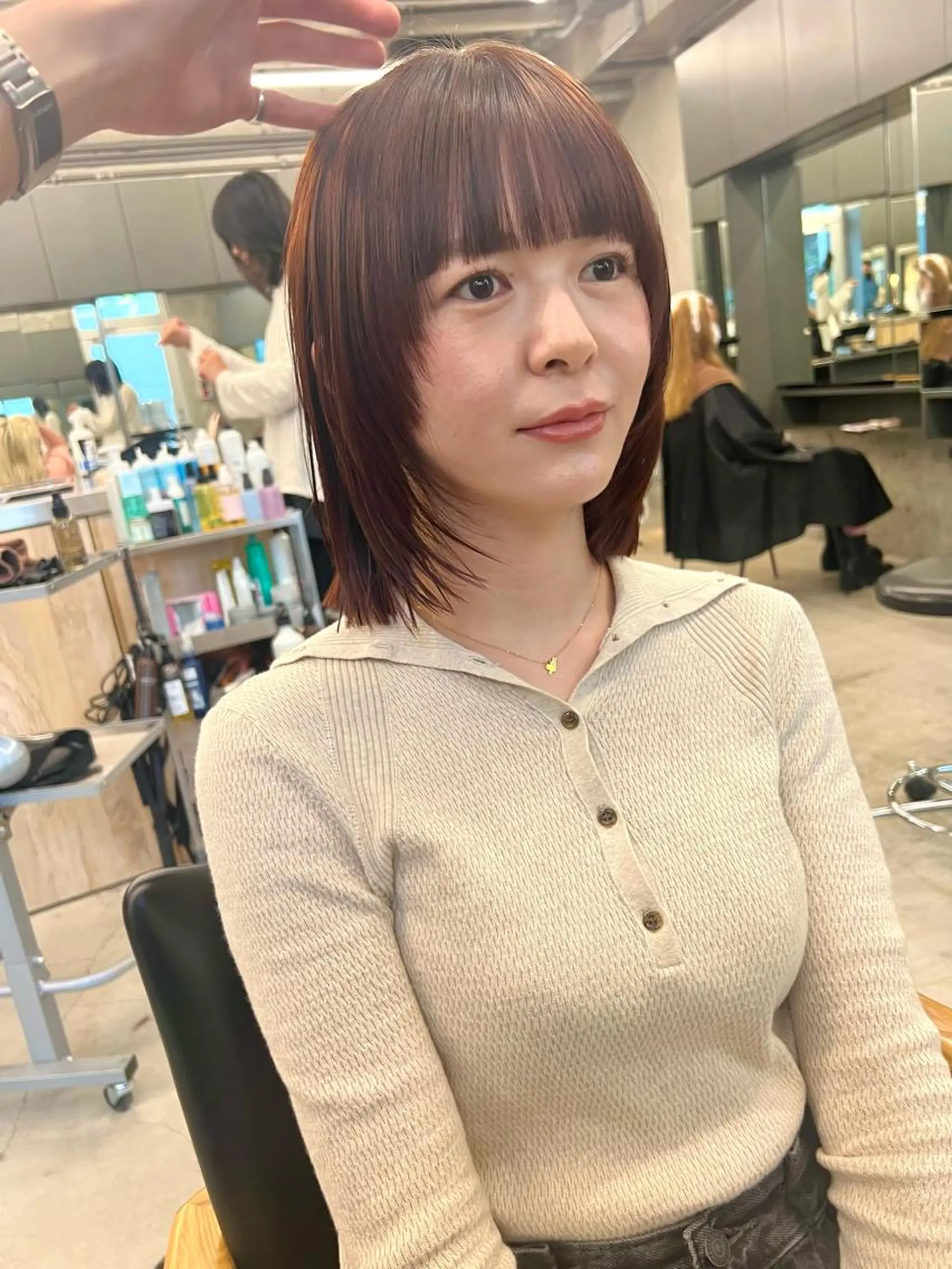 ショート カラー レイヤーカット カット ヘアカラー sakoda shunkiのヘアスタイル