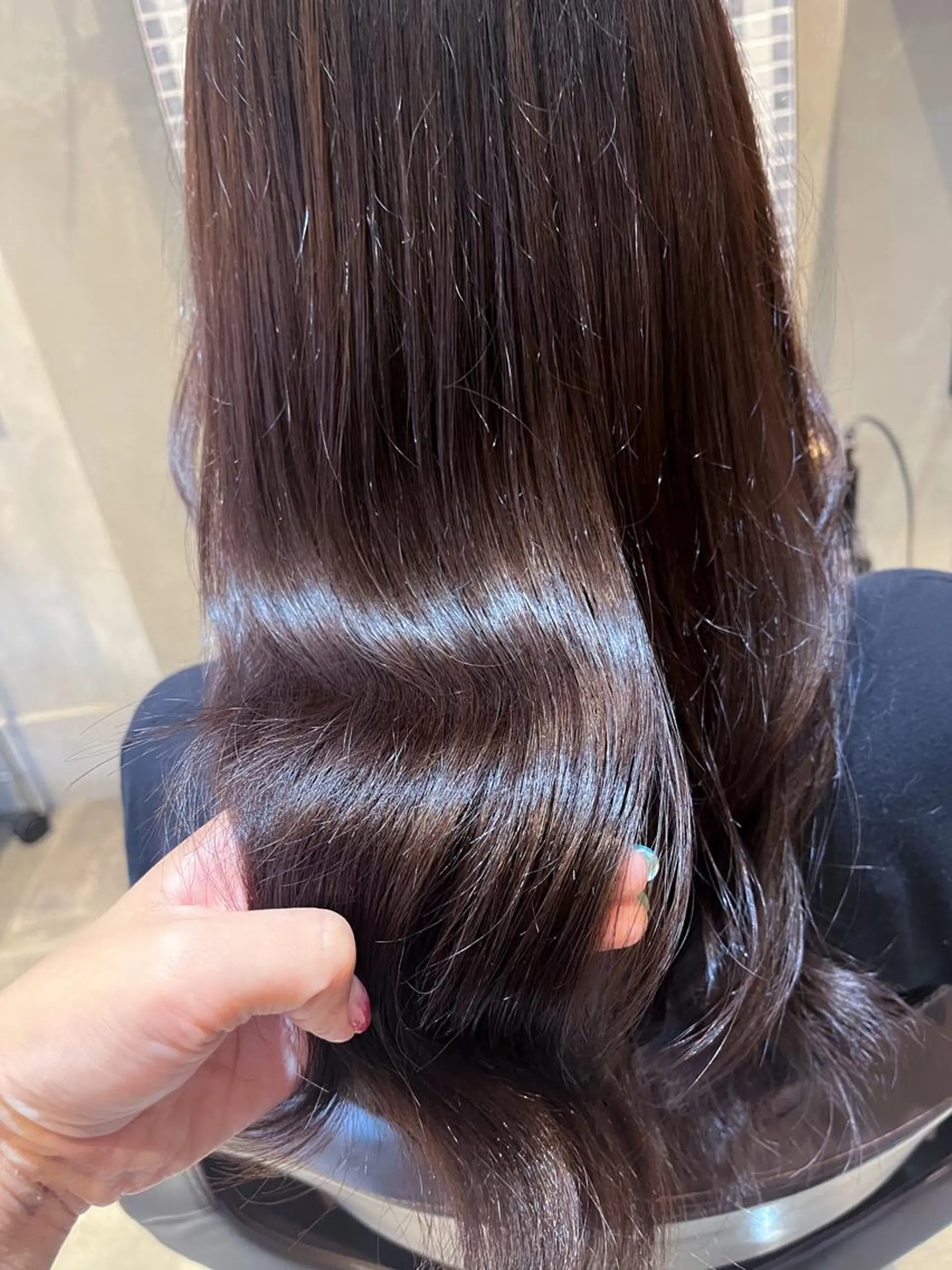 ロング 【Hwyl】ヒュイル八王子【髪質改善】所属・✨髪質改善✨艶髪✨ MARIのヘアスタイル