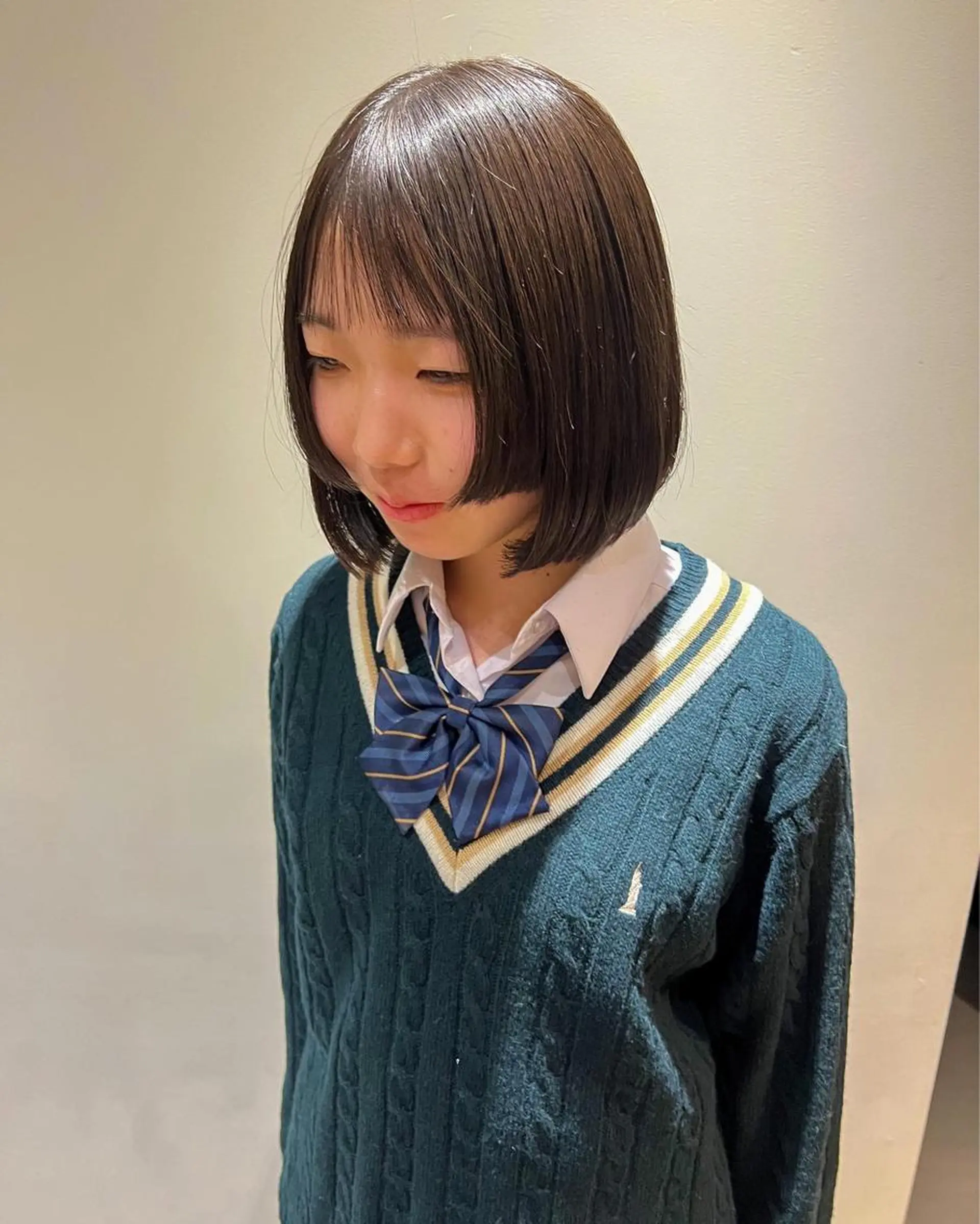 ショート ミディアムパーマ /癖毛パーマのヘアスタイル