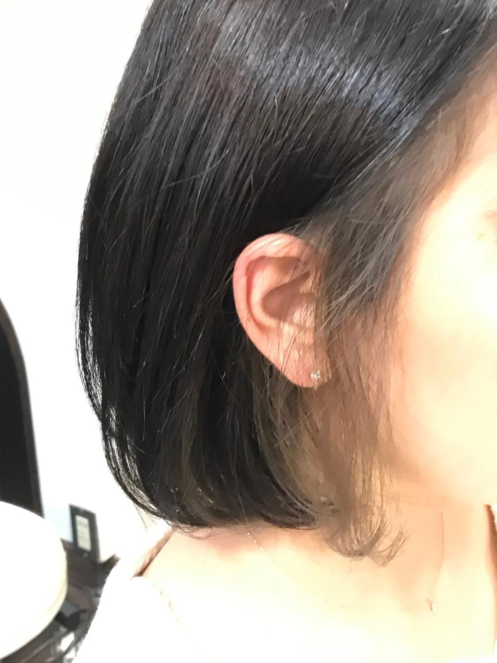 ショート カラー グレージュ インナーカラー 西川 佑樹のヘアスタイル