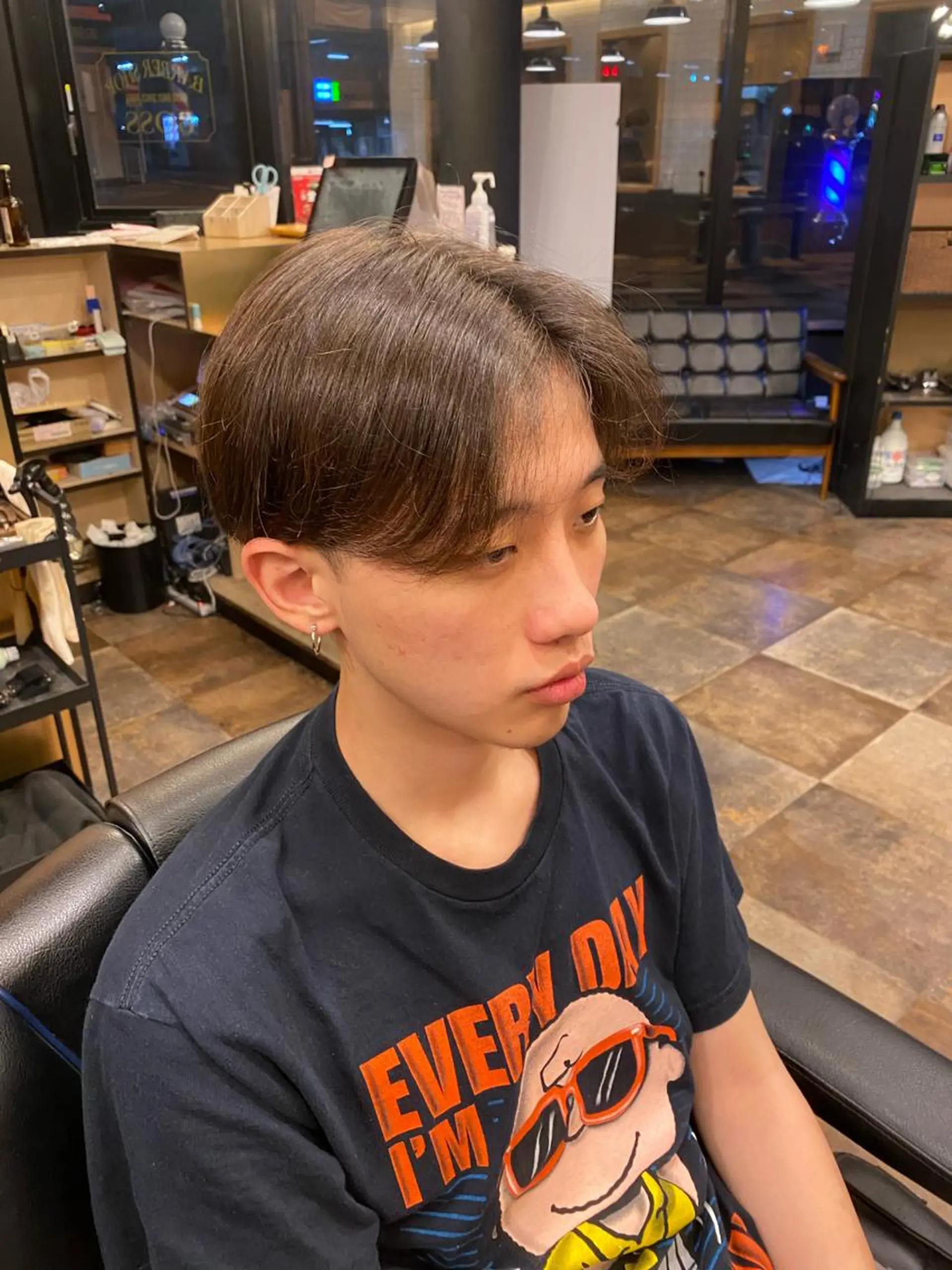 ショート メンズ センターパート カット 縮毛矯正 Smile hair浦和本店所属・🌟夜から通える🌟 メンズ専門店長RENのヘアスタイル