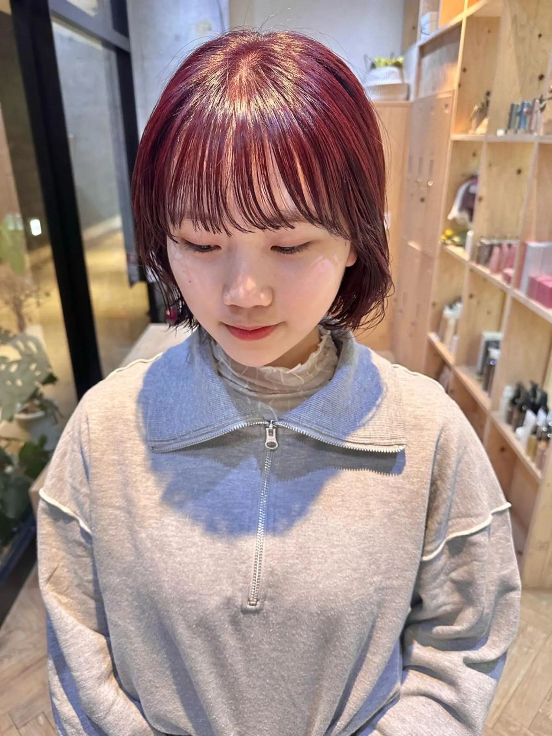 ショート カラー パーマ ヘアアレンジ ピンクカラー レッドカラー ボブ ボブ/レイヤー/ニュ アンスパーマ/小夏のヘアスタイル