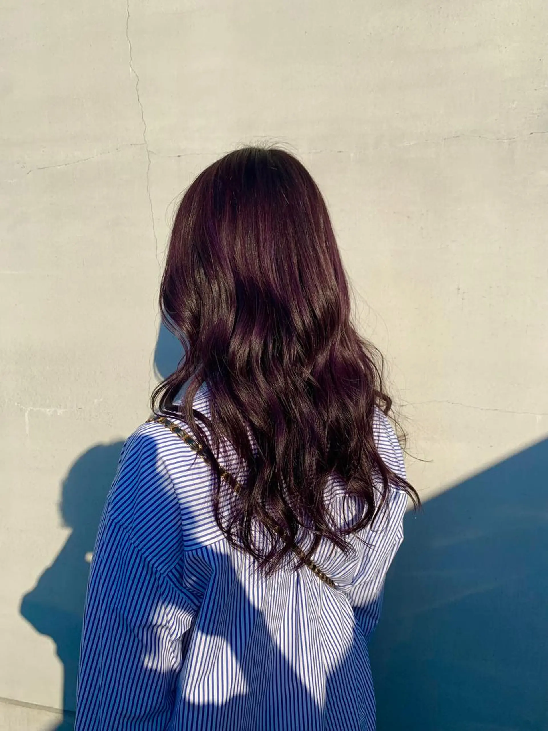 セミロング カラー 山本  弦生のヘアスタイル