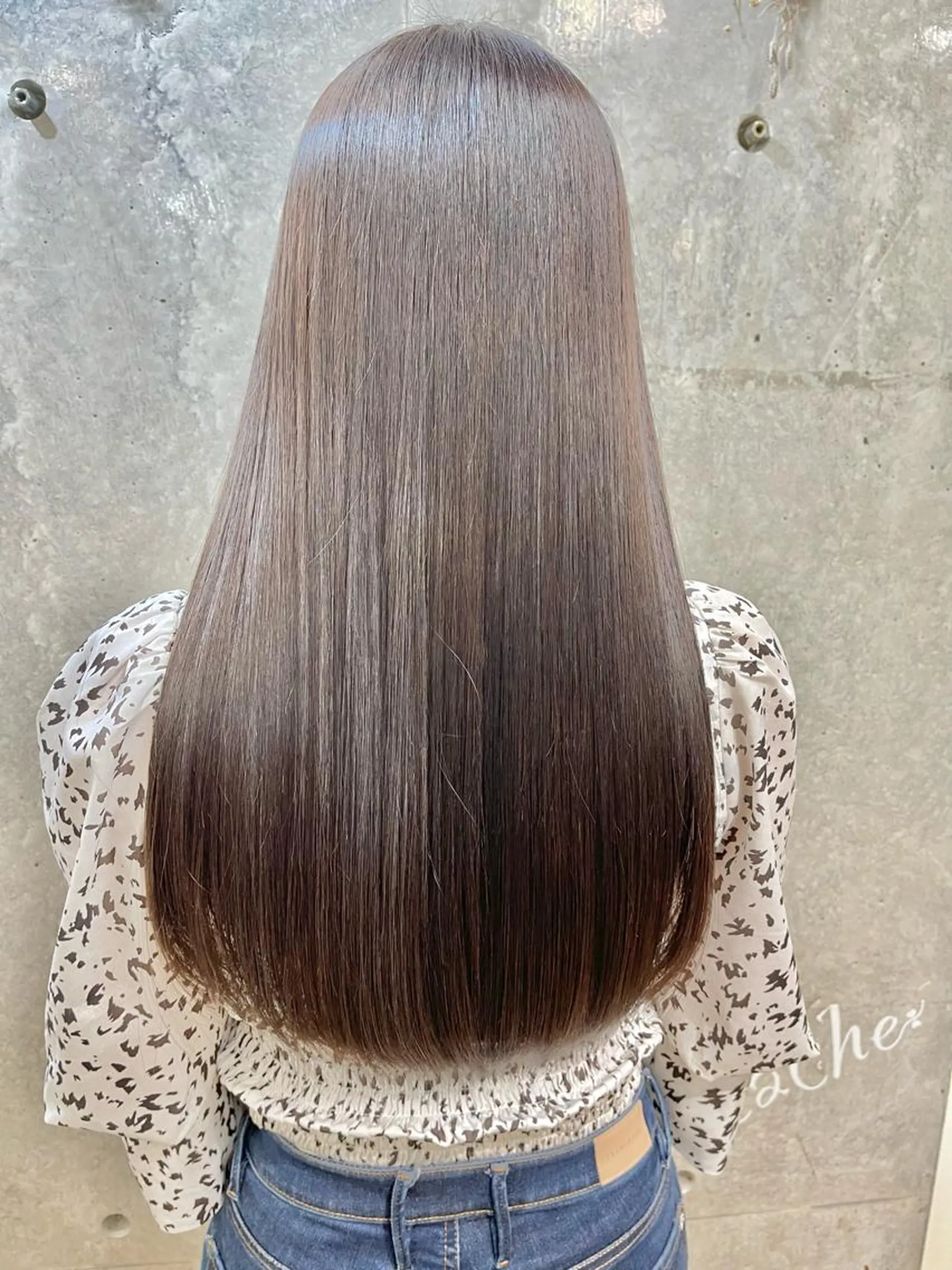 ロング 酸性ストレート カット 縮毛矯正 及川 光のヘアスタイル