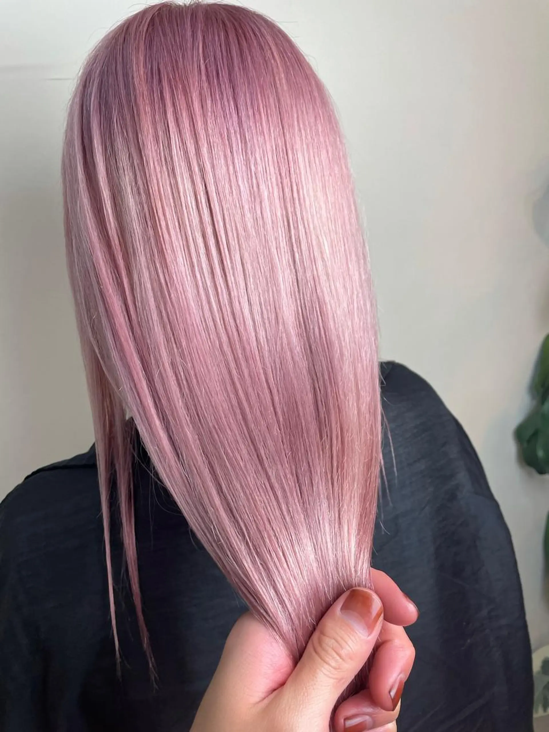 セミロング カラー シールエクステ セミロングパーマ バレイヤージュ ブリーチ ケアブリーチ カット ヘアカラー WEST OLAND加藤圭介のヘアスタイル