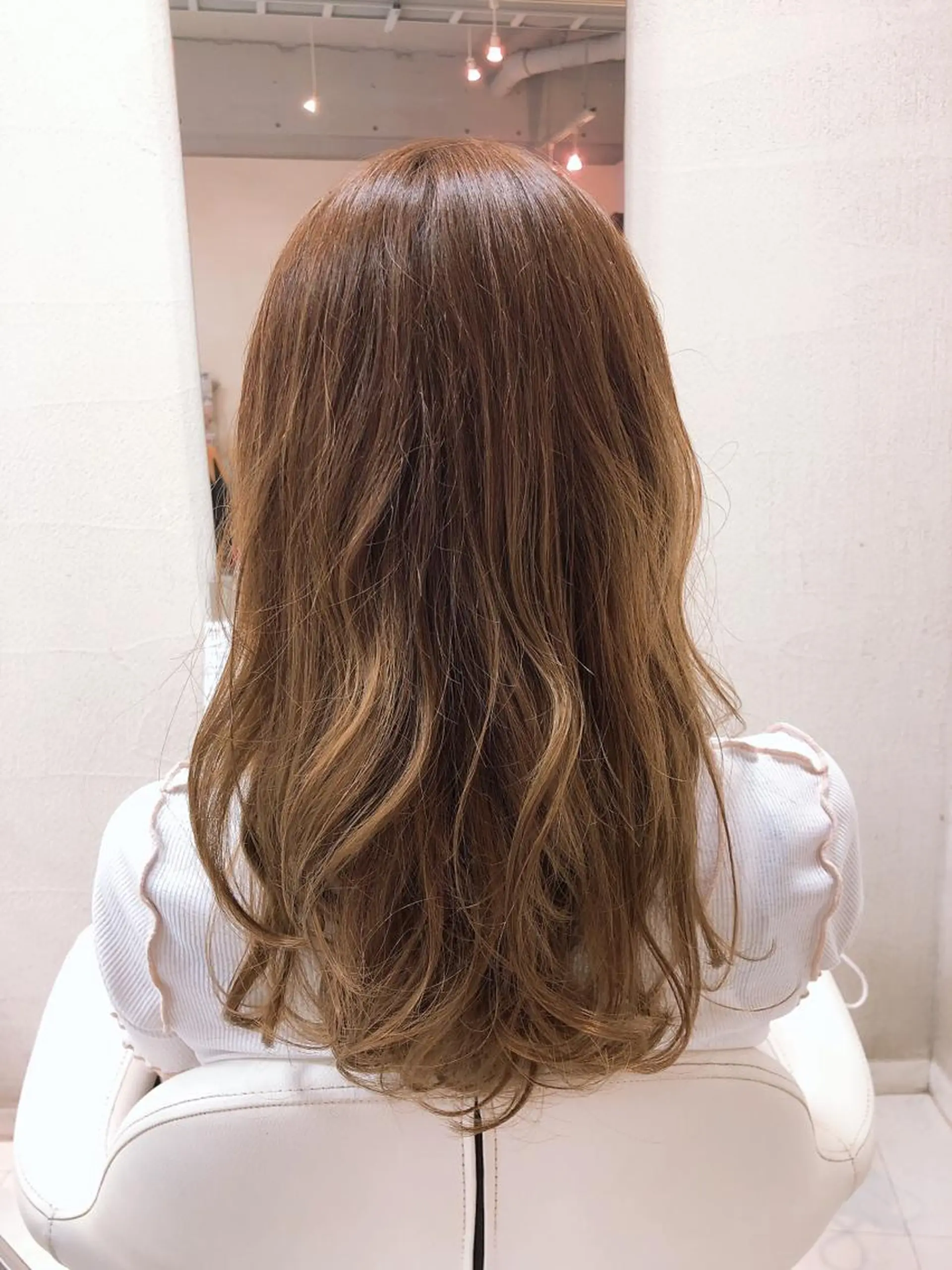 ミディアム 阿部 美咲のヘアスタイル