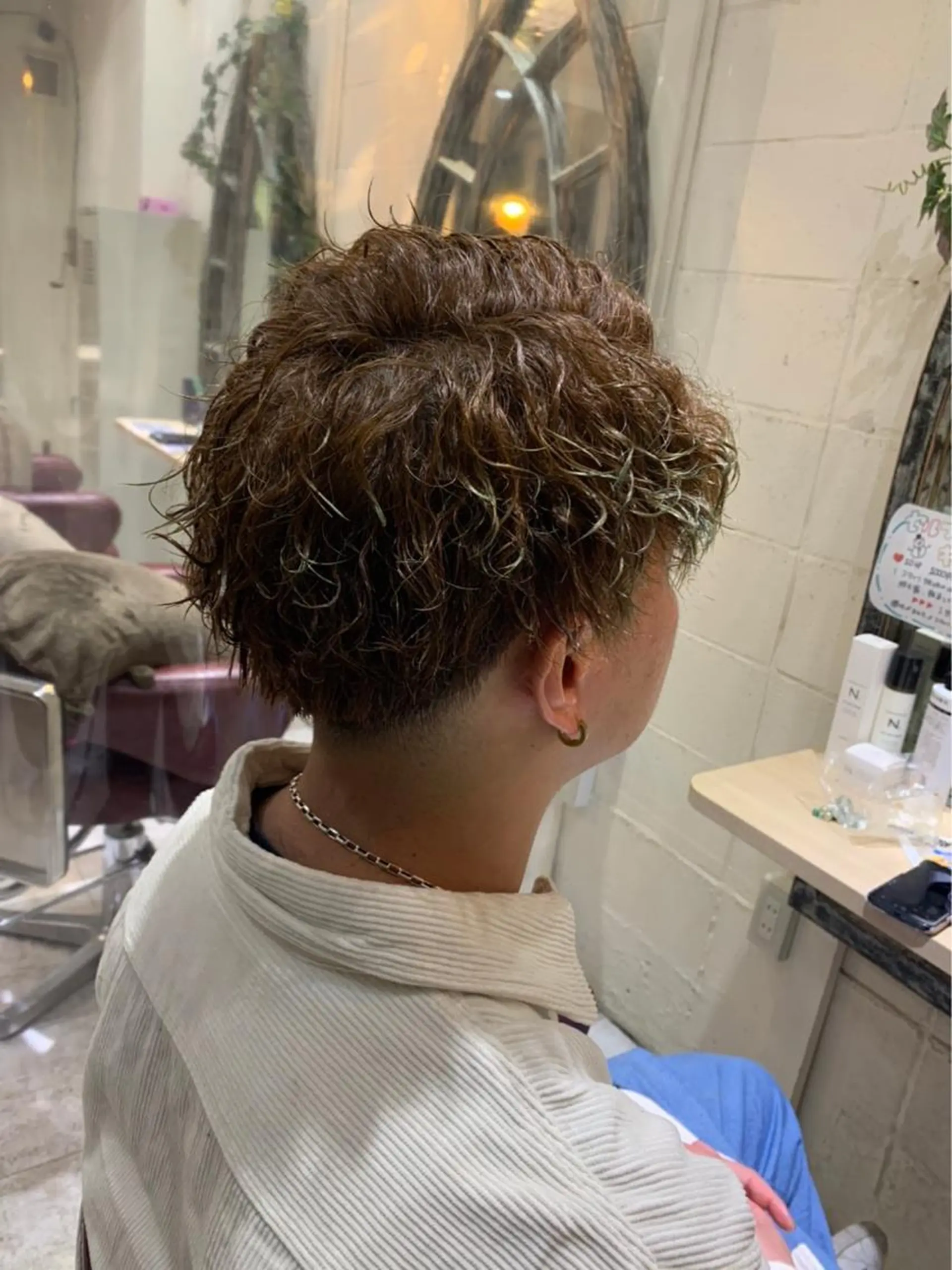 ショート カラー パーマ メンズ くせ毛多毛特化 高橋　淳のヘアスタイル