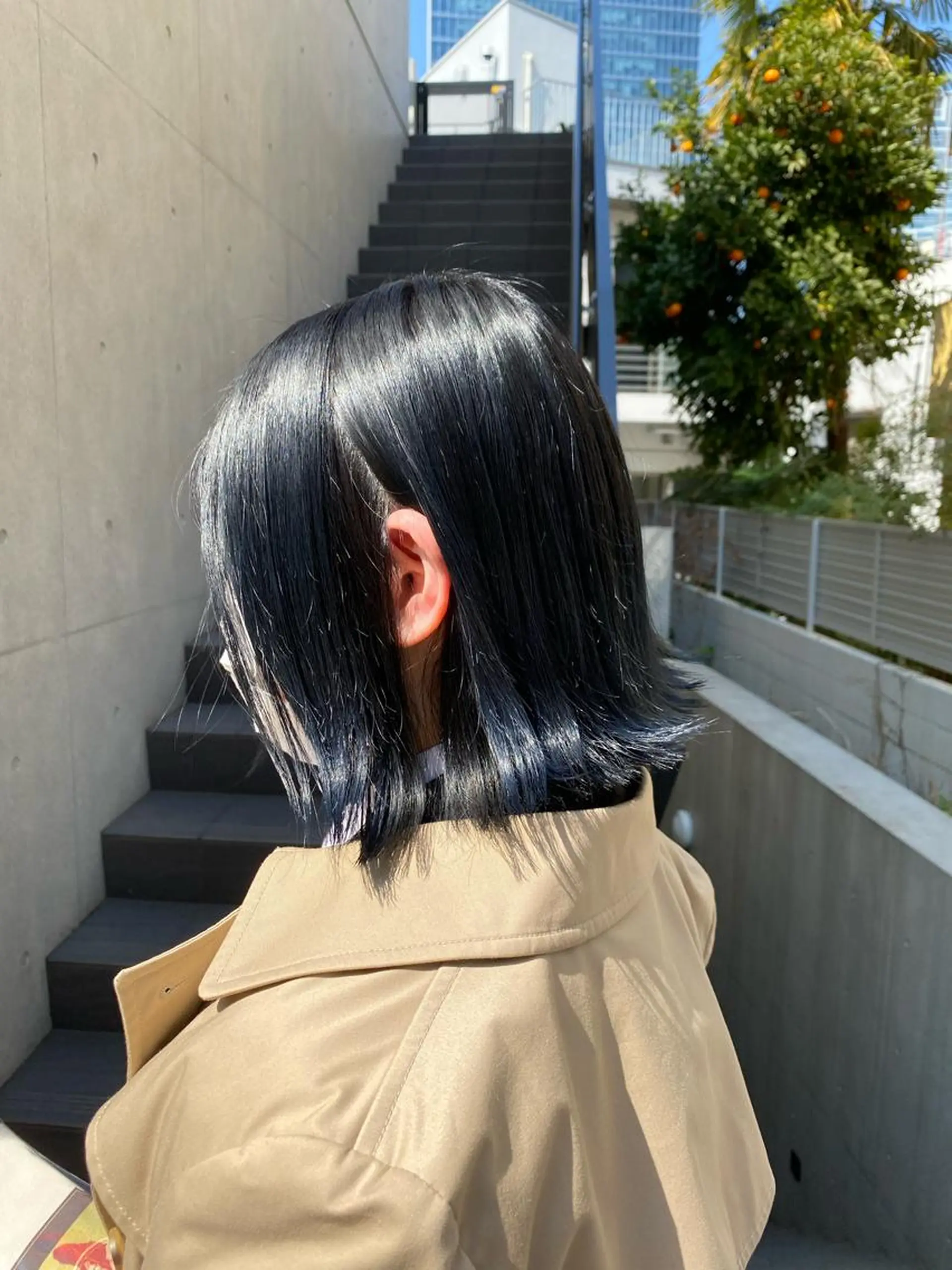 ミディアム カラー 黒髪 ブリーチ ブルーカラー ブルーブラック ブリーチなしカラー opus 店長大和 レイヤー/赤み消しのヘアスタイル