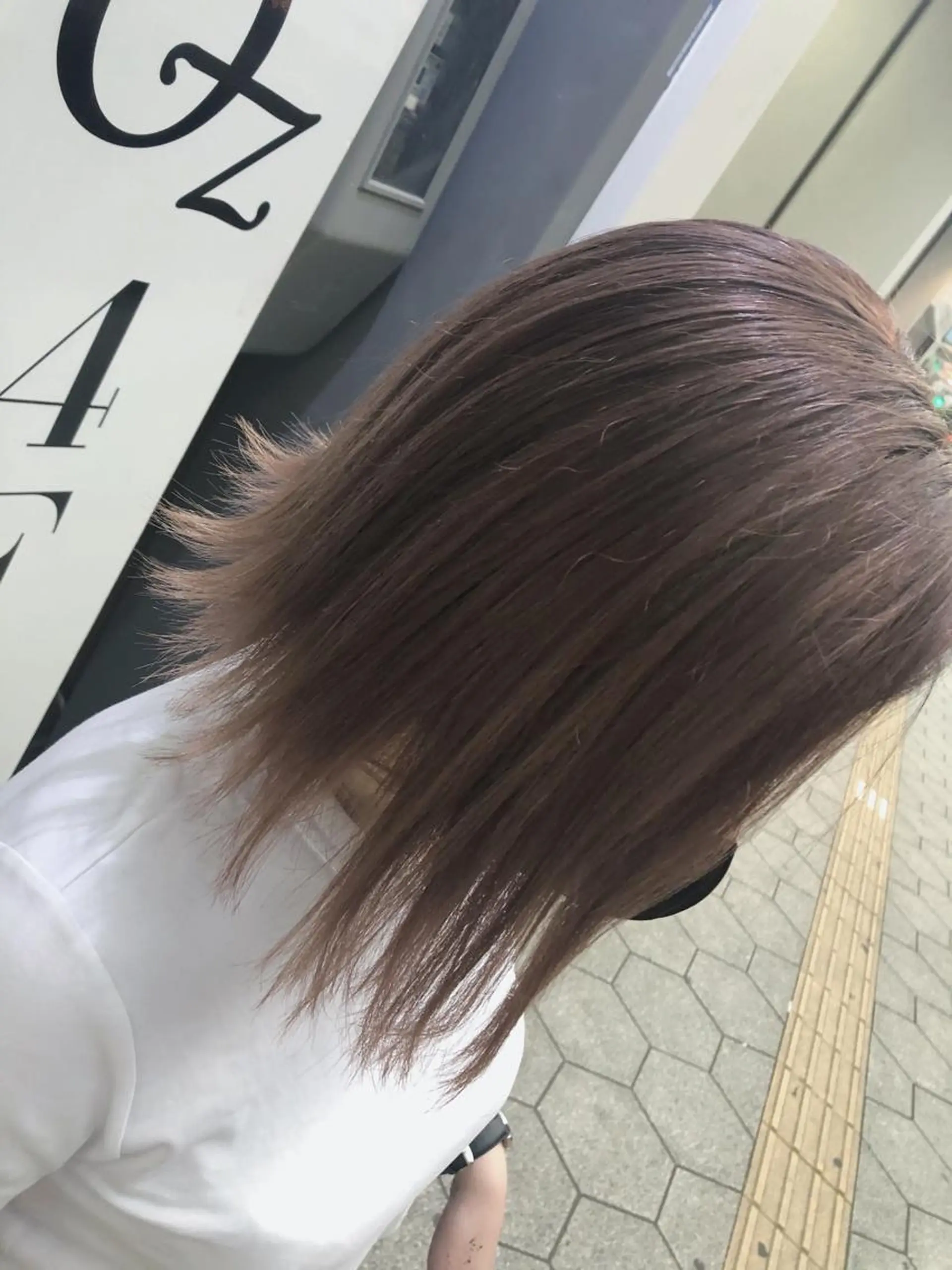 ミディアム カラー 有人/バレイヤージュ /シャドールーツのヘアスタイル