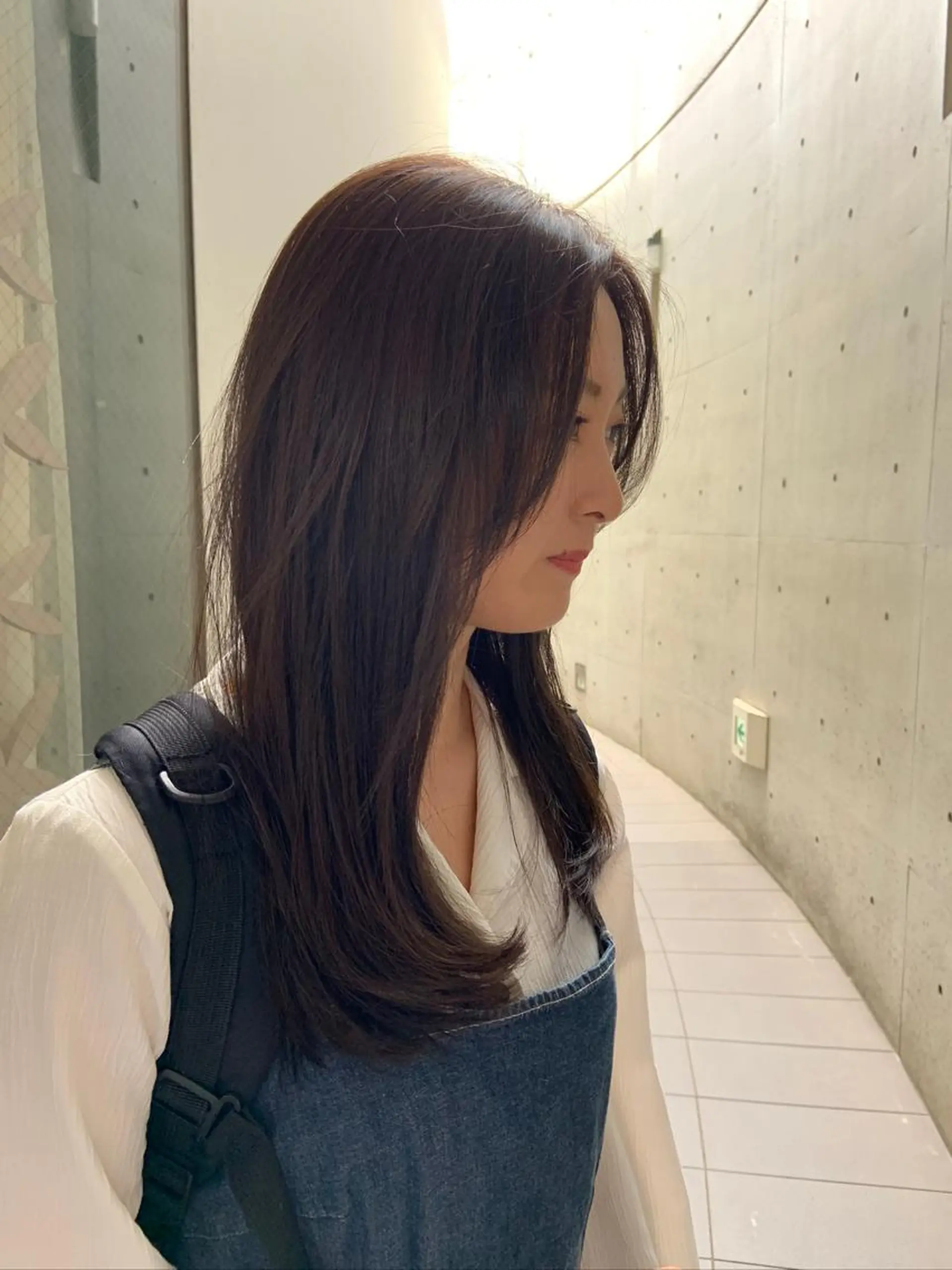 ロング カラー グレージュ 透明感カラー 大人グレージュ有村のヘアスタイル