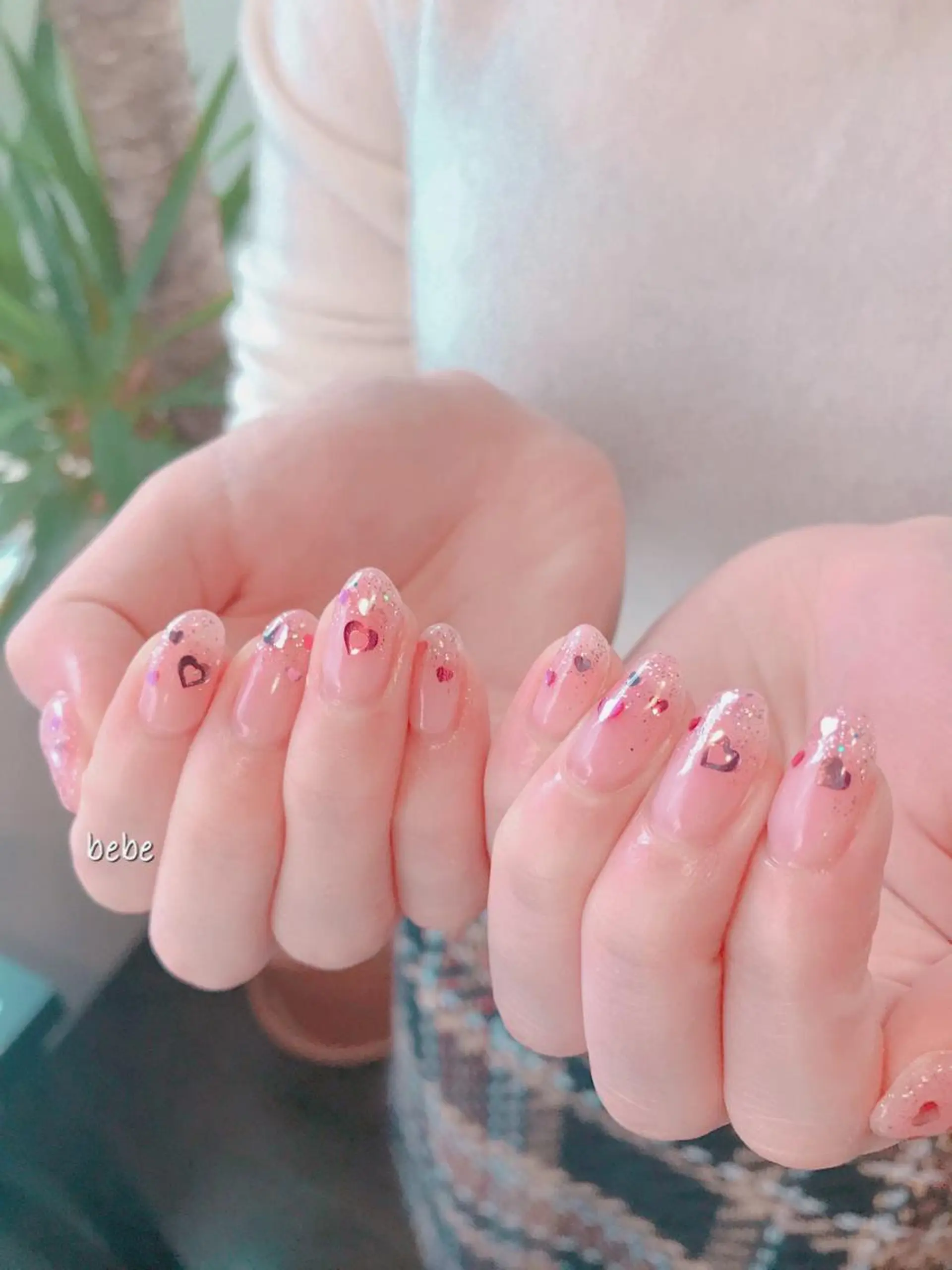 ネイル バレンタイン ハンドネイル Ann. nail.tokyo所属・Ann nailのネイルデザイン