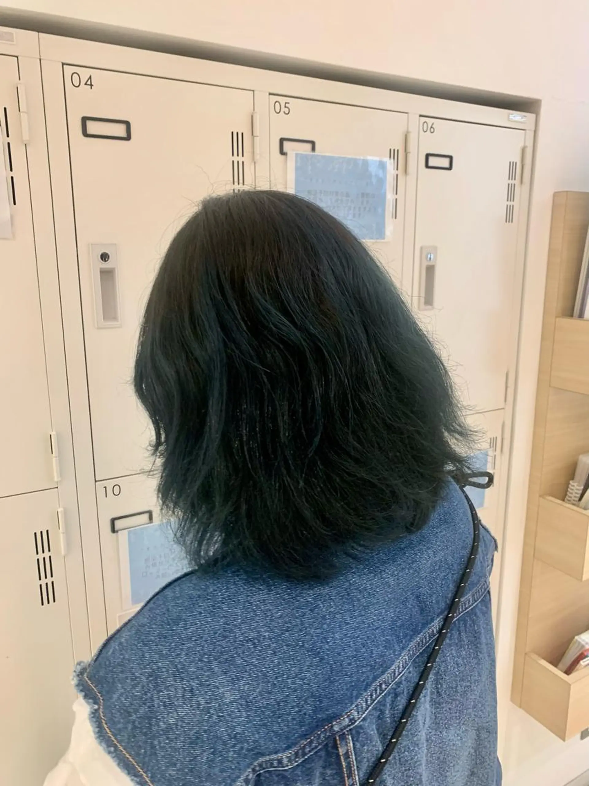 ミディアム カラー ヘアアレンジ カット ヘアカラー パーマ 縮毛矯正 トリートメント ヘッドスパ ヘアセット ミドウチ アヤカのヘアスタイル