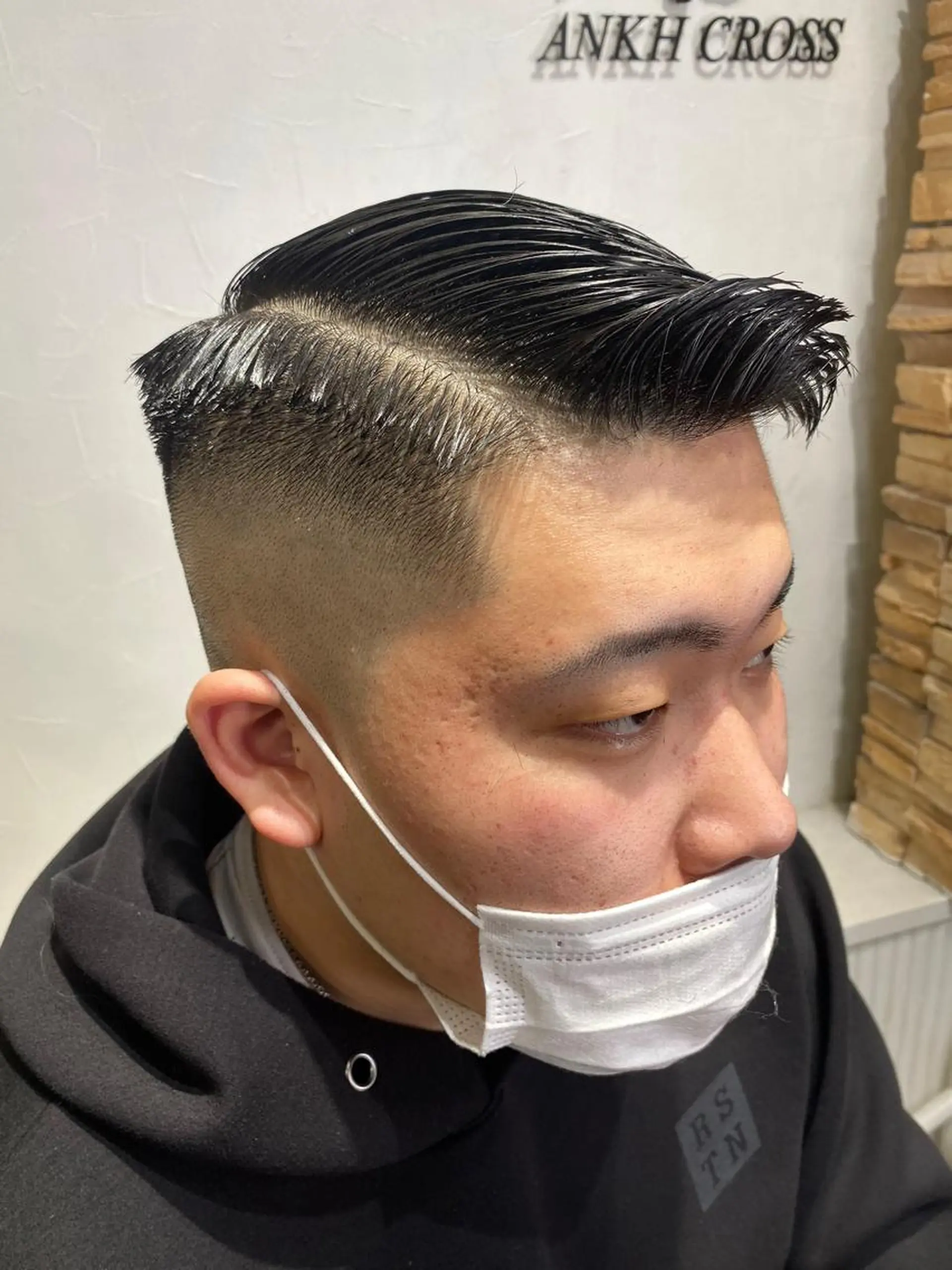 メンズ フェードカット ✨デザインカラー✨ ✂️kouki✂️のヘアスタイル