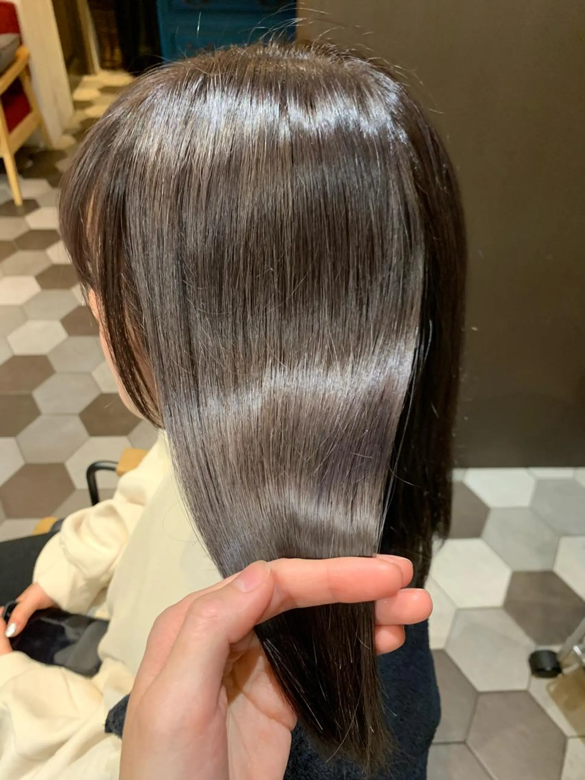 ロング カラー ヘアアレンジ 縮毛矯正 カット ヘアカラー 縮毛矯正 トリートメント 髪質改善支持率 No. 1✨mayuのヘアスタイル