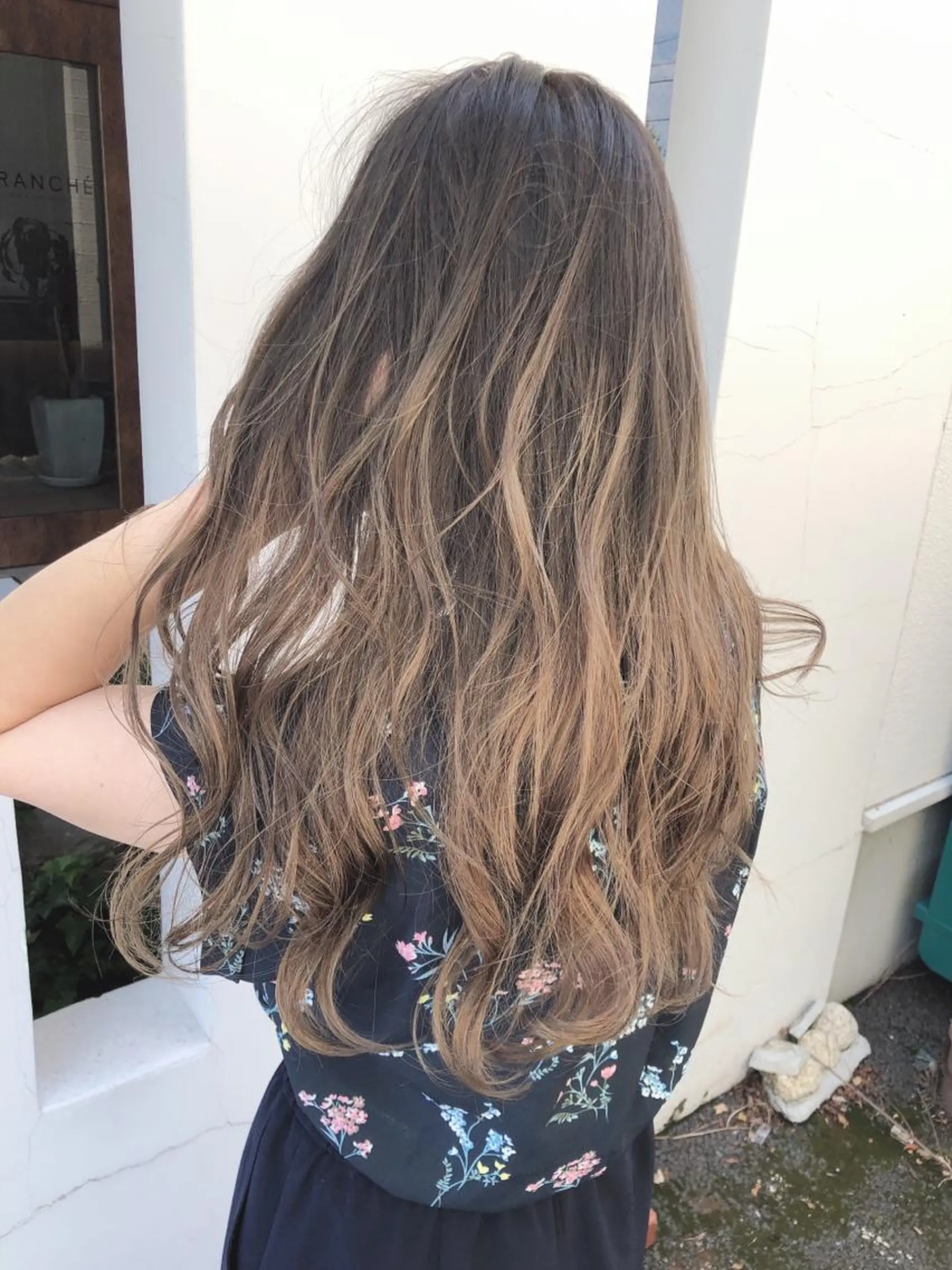 ロング カラー ヘアカラー 具志 正太のヘアスタイル