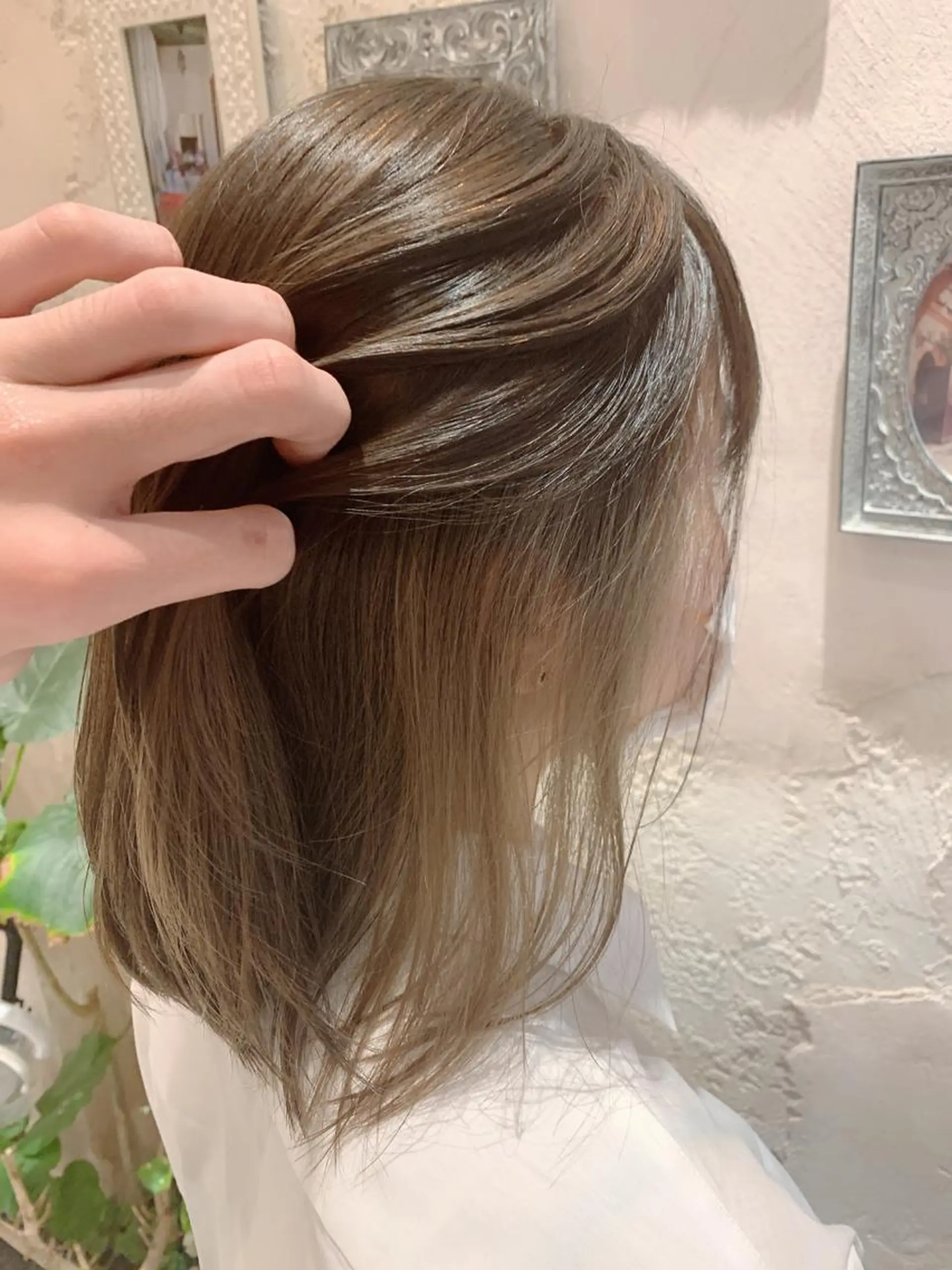 ミディアム カラー カット ヘアカラー トリートメント レイヤーカット/ 顔周り 五島巨幹のヘアスタイル