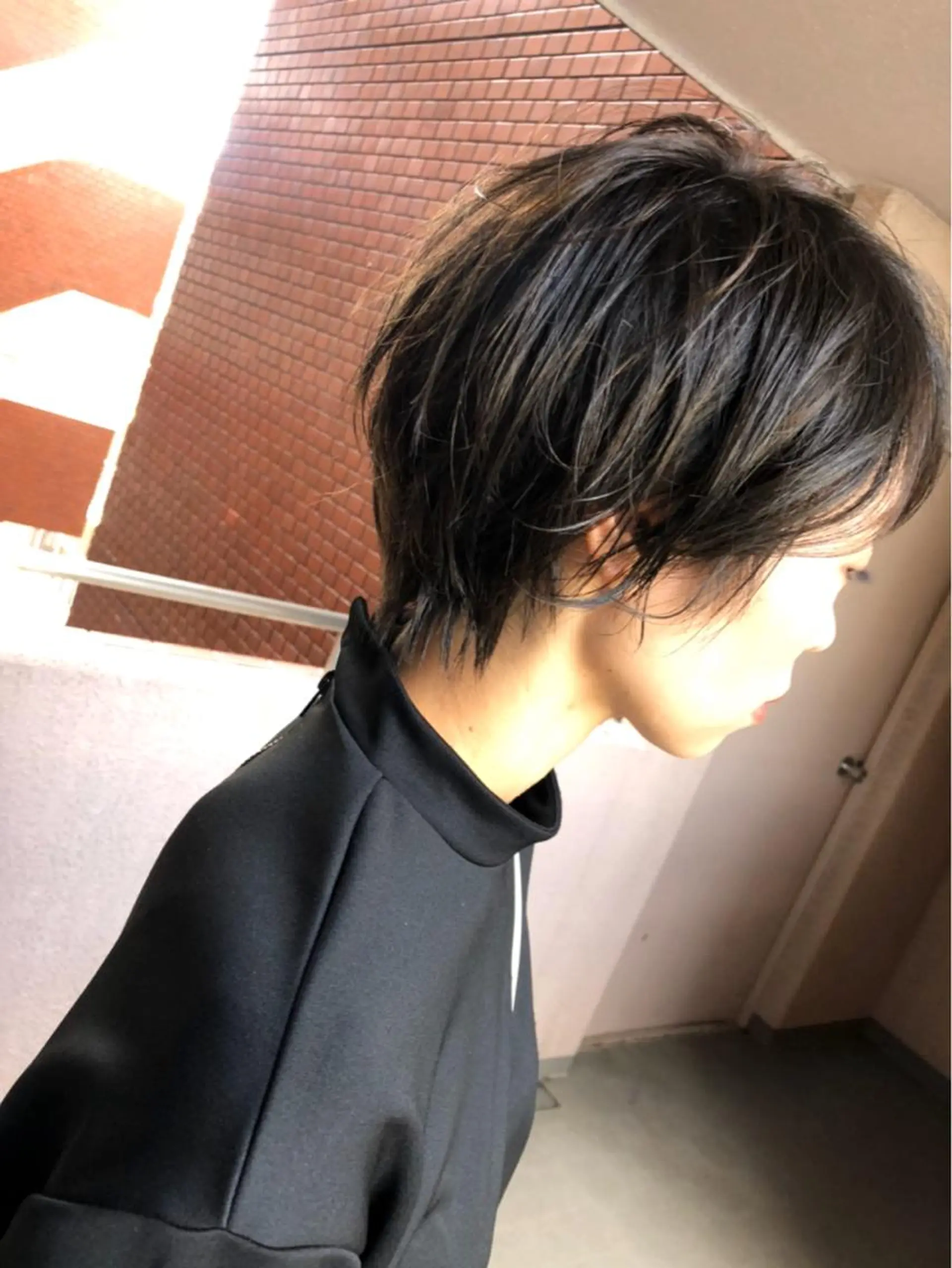 ショート カラー パーマ アディクシーカラー イルミナカラー くせ毛 髪質改善 縮毛矯正 美容室tuuli 大名店所属・tuuli トゥーリのヘアスタイル