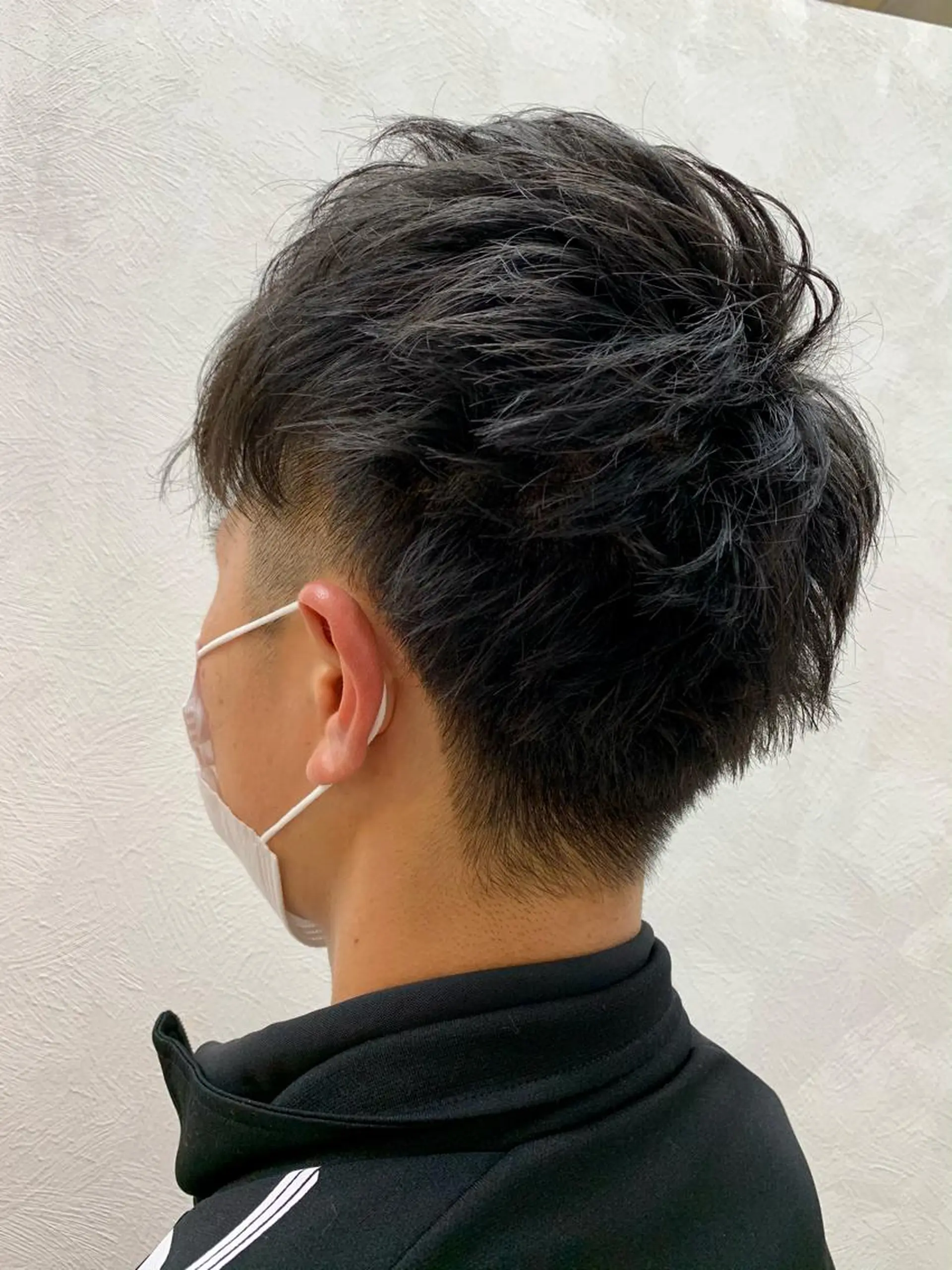 ショート メンズ 刈り上げ カット 加藤 遥花のヘアスタイル