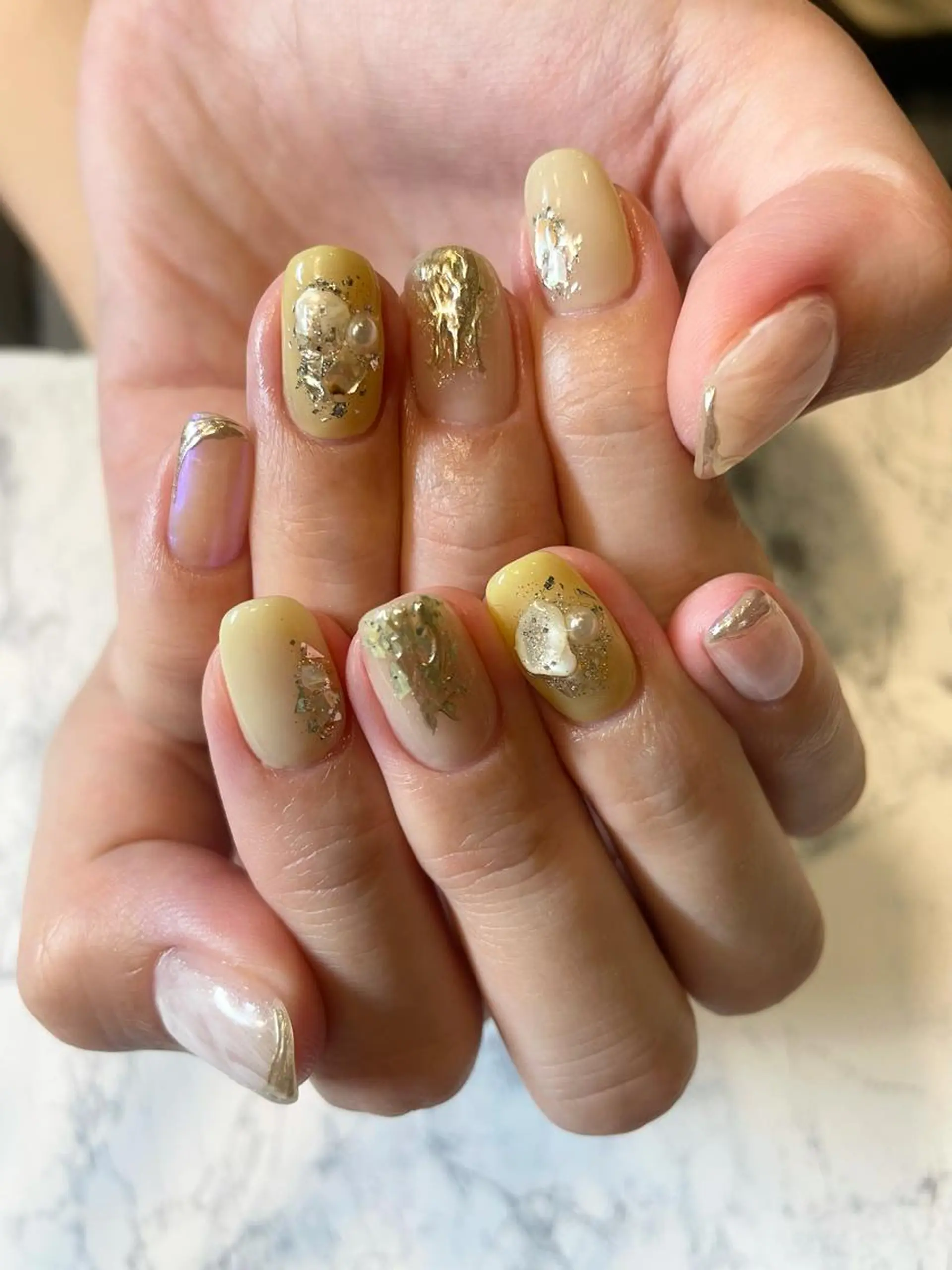 ネイル 持ち込み 関根 未来のネイルデザイン