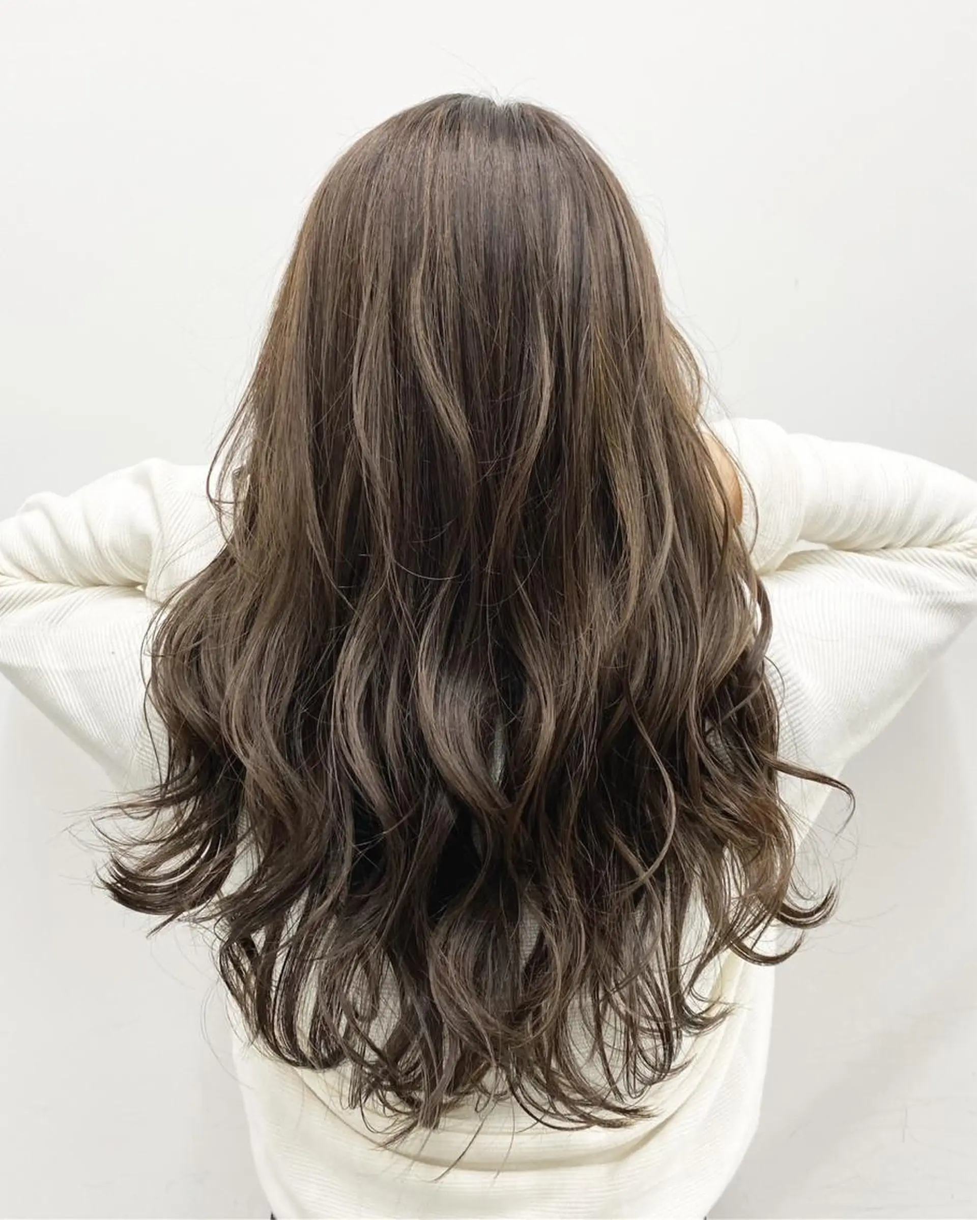 ミディアム カラー 透明感カラー ハイライトカラー ハイライト 学生 ⭐️無料！カット モデル募集⭐️夕貴のヘアスタイル