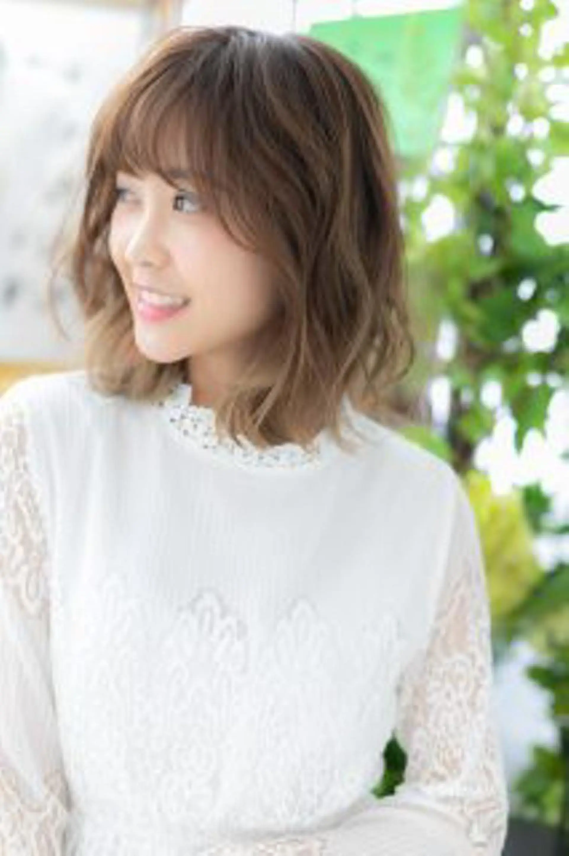 ミディアム カラー くせ毛 トリートメント 出川 宙☘️のヘアスタイル