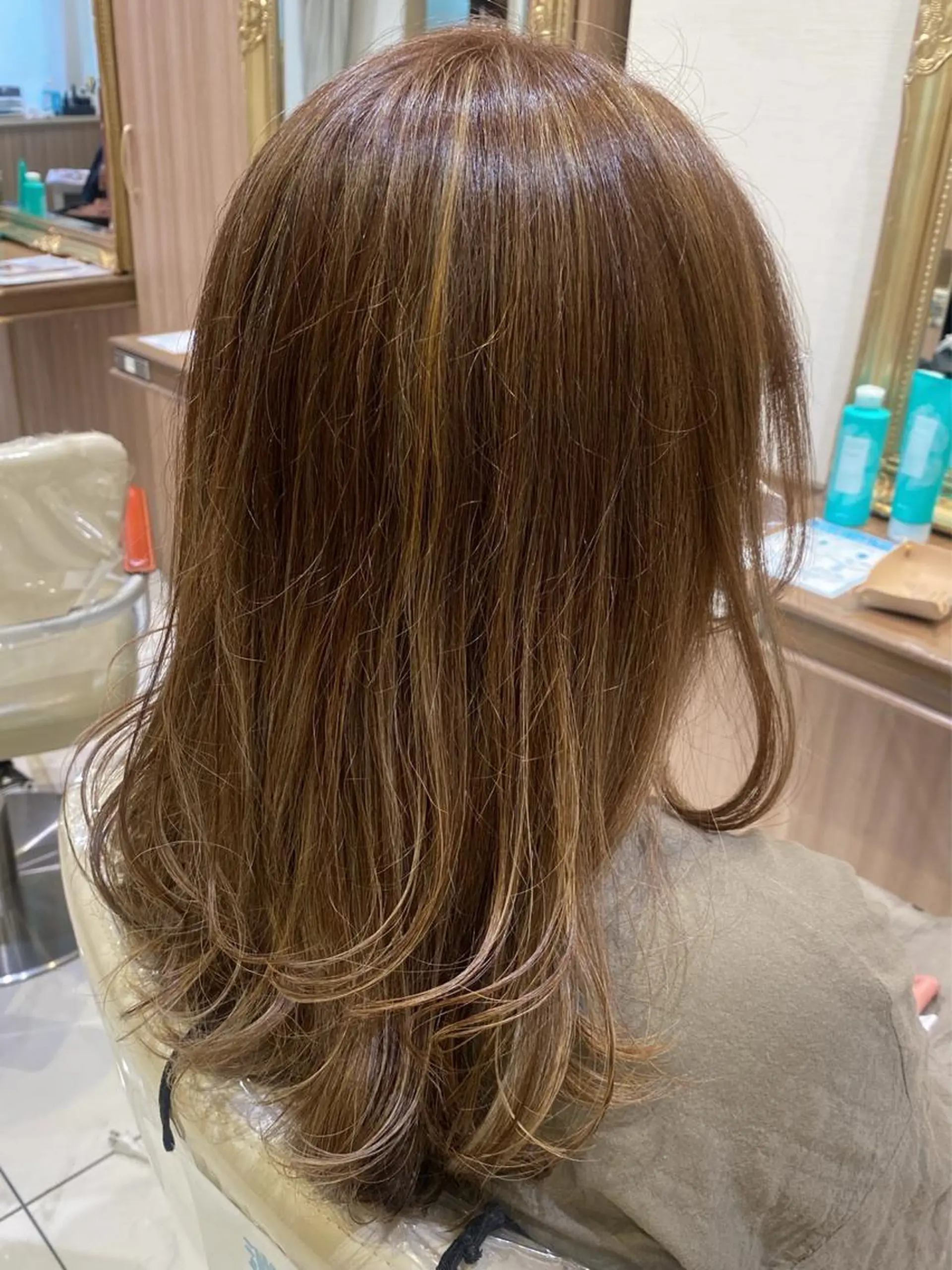ロング カラー 古川 琴美のヘアスタイル