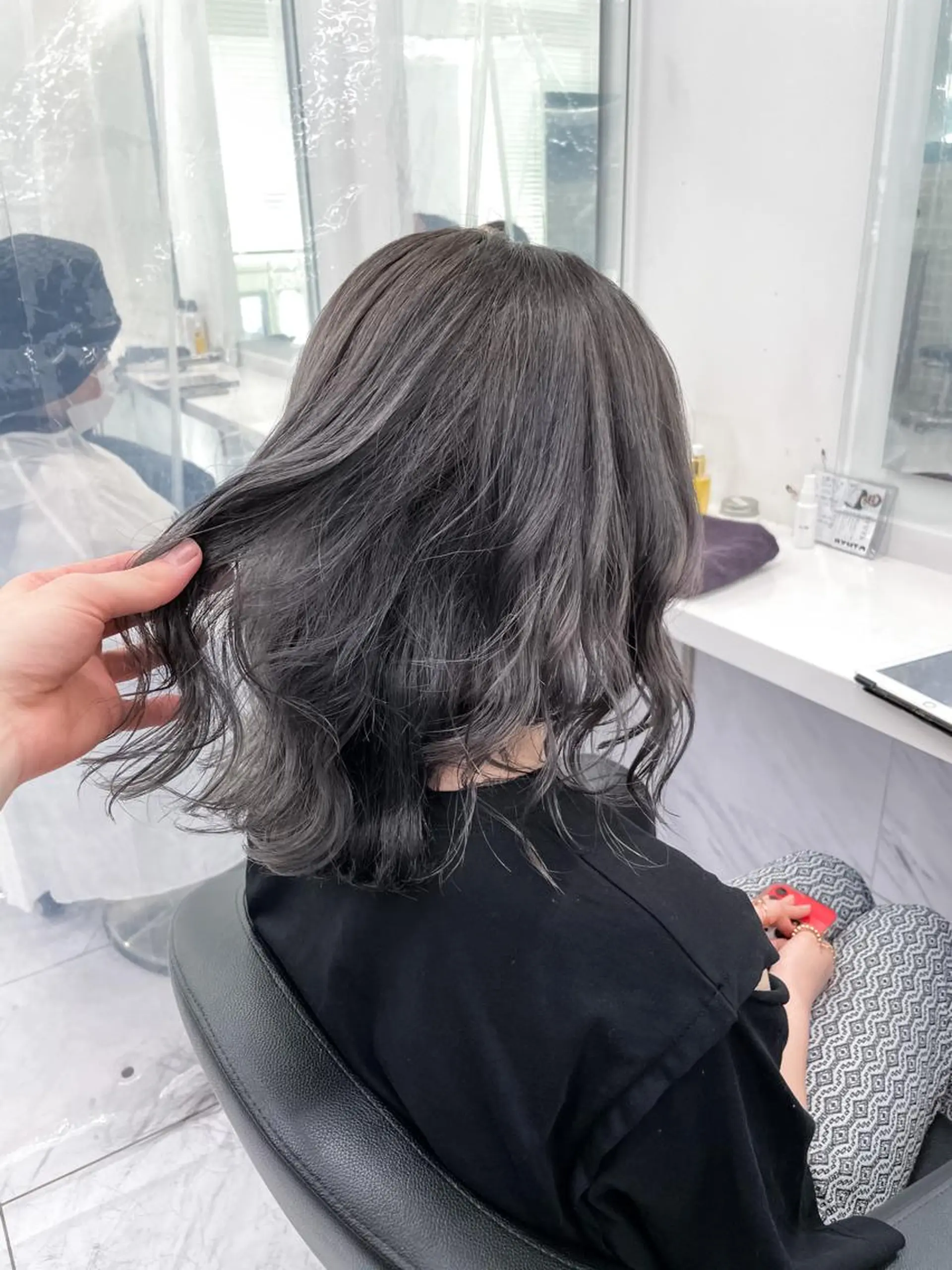 ショート カラー ヘアアレンジ 透明感×韓流ハイ トーン🫧RYUTAのヘアスタイル