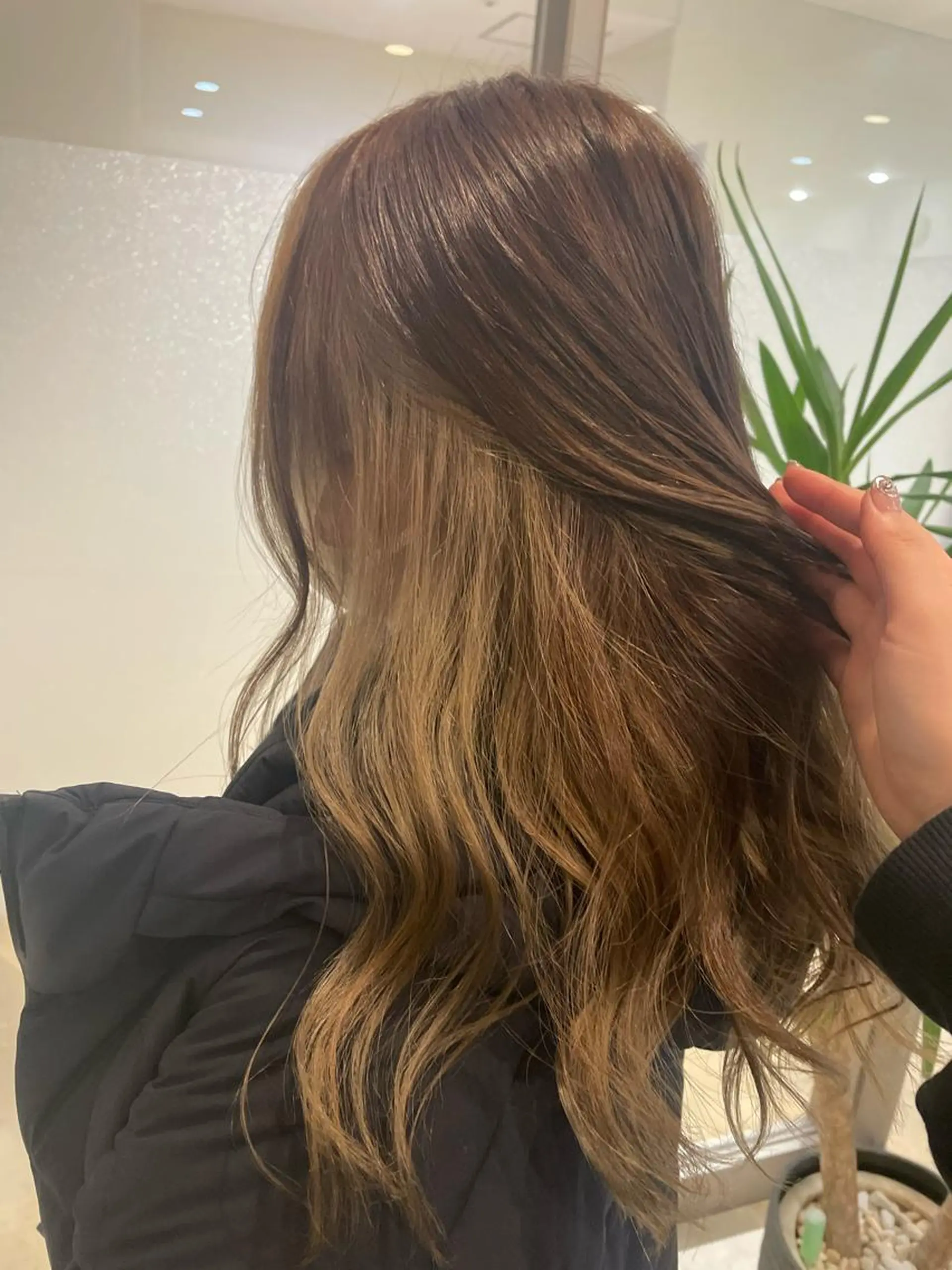 カラー 中尾 唯音名のヘアスタイル