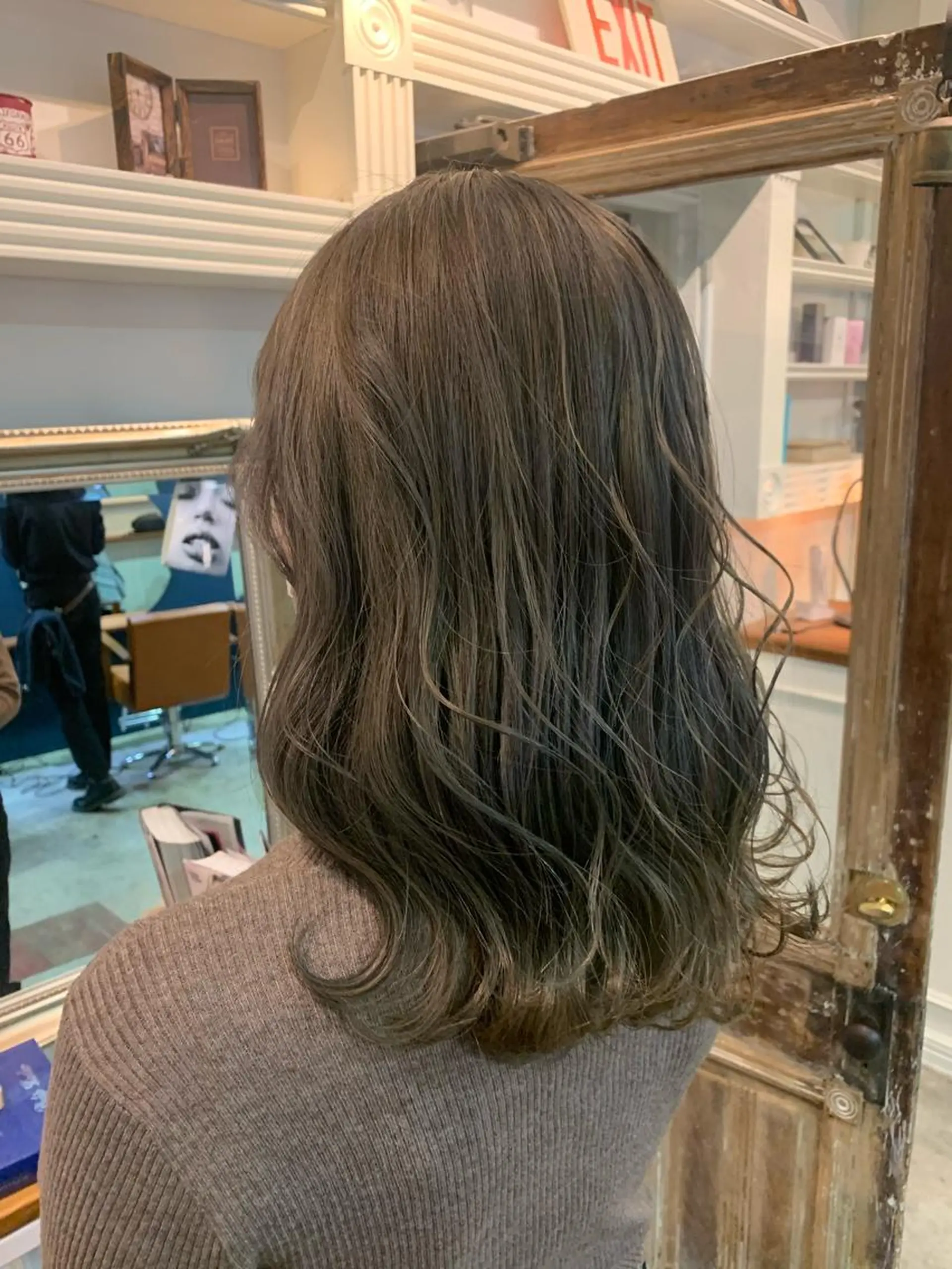 ミディアム ヘアカラー トリートメント ヘッドスパ ヘアセット 大宮/山口 竣也のヘアスタイル