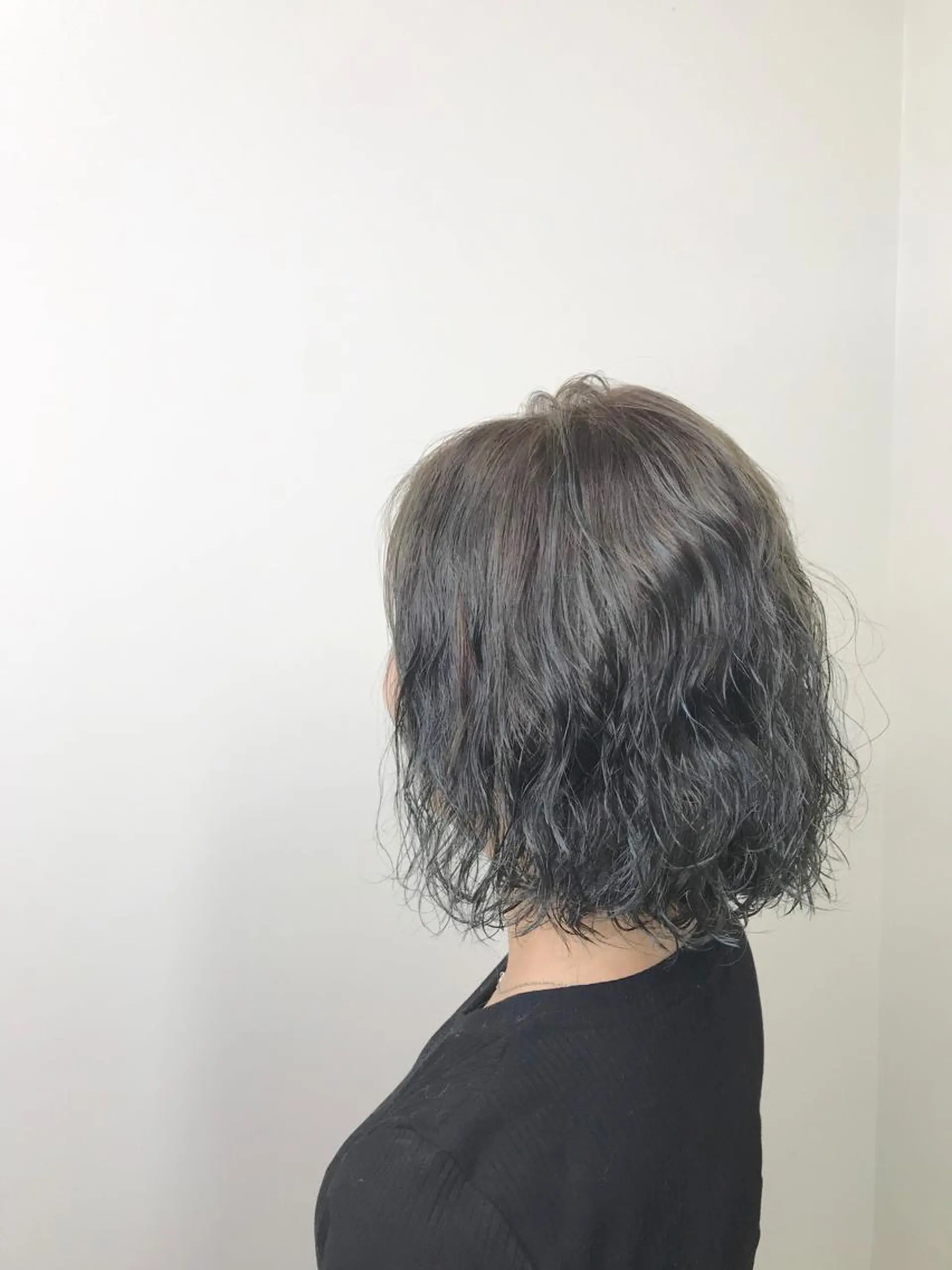 ミディアム カラー パーマ ミディアムパーマ ブリーチ ハイライトカラー ハイライト エリアNo.1カラー ⭐️hikaru⭐️のヘアスタイル