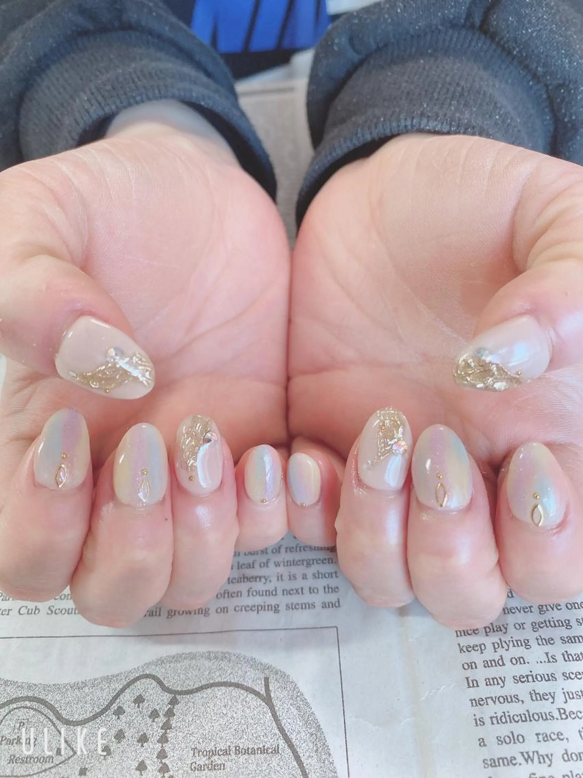 ネイル ミラーネイル ハンドネイル ハンドケア 森山 舞のネイルデザイン