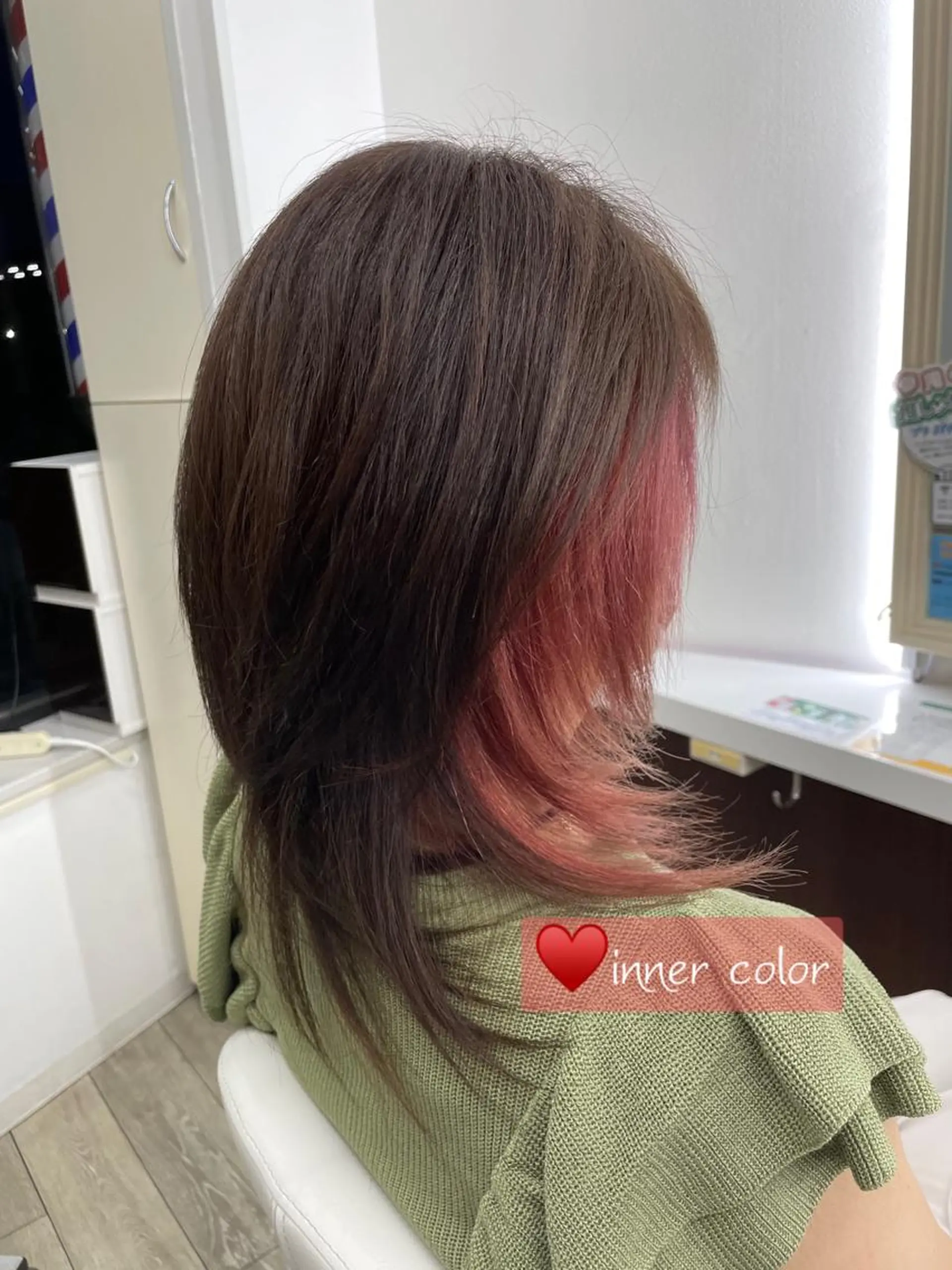 カラー 豊田 智美のヘアスタイル