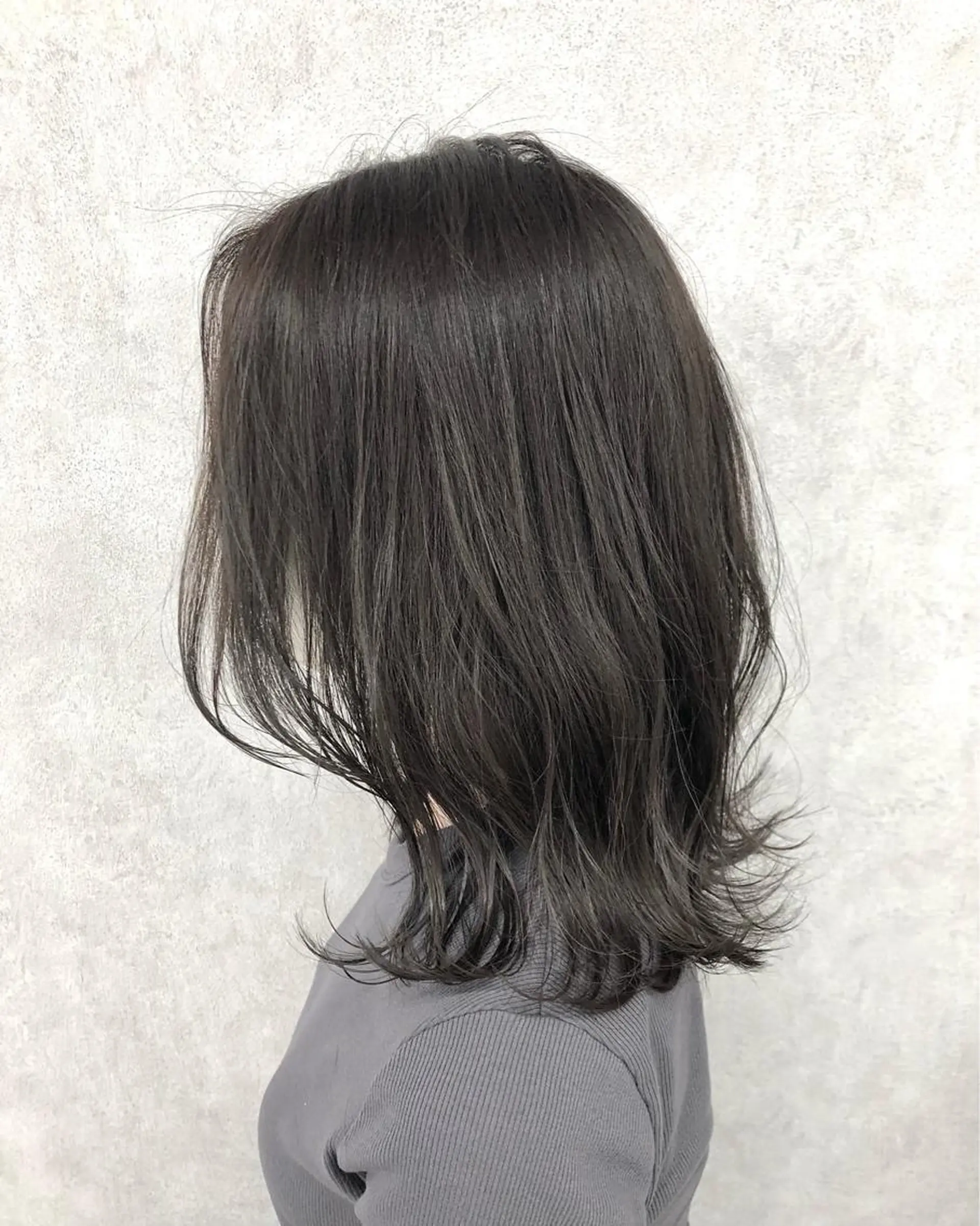 ミディアム カラー アッシュ ハイライトカラー ハイライト カット ヘアカラー トリートメント ショート、韓国メンズ ヘアのかつらぎのヘアスタイル