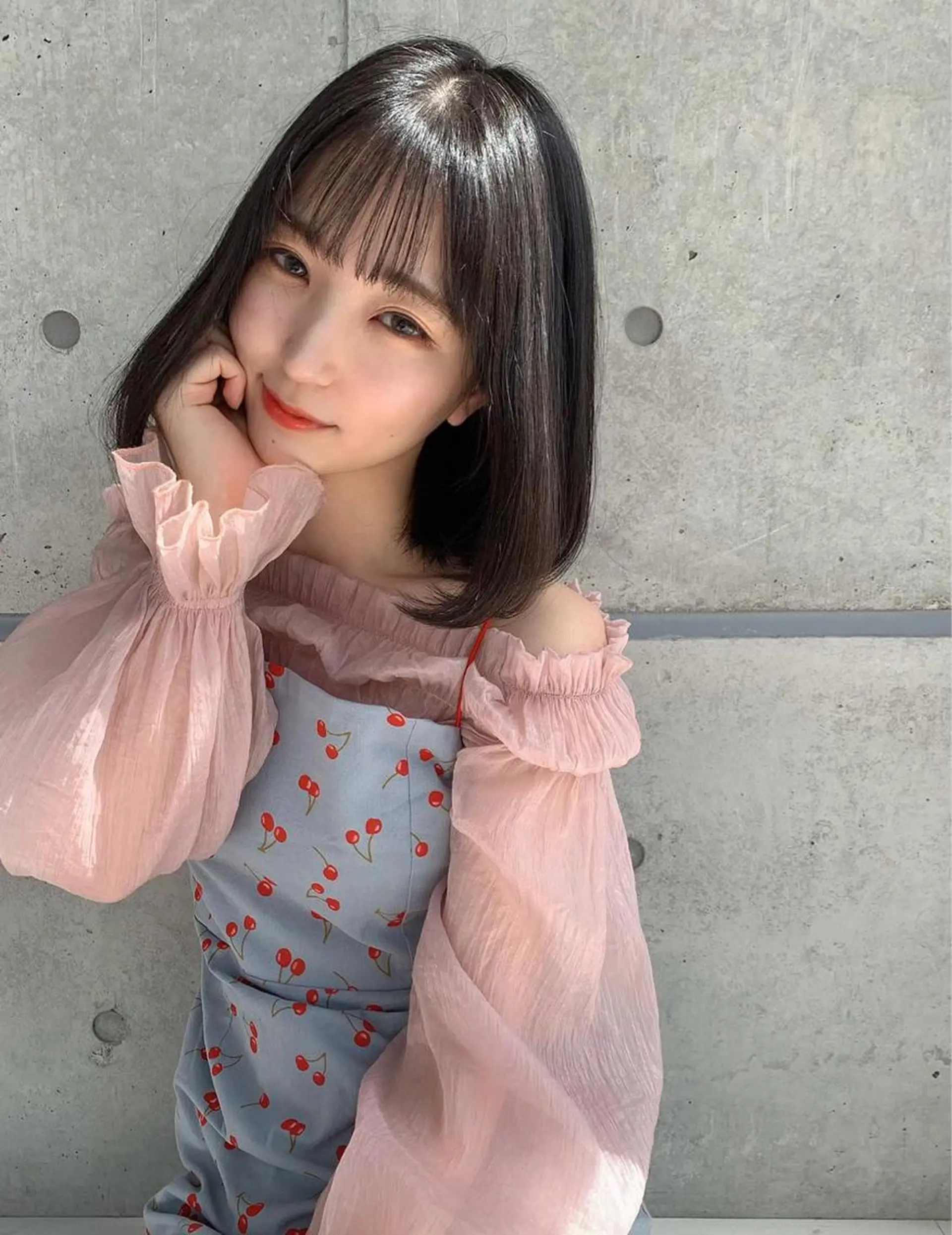 ミディアム カラー 赤み消し韓国ヘア レイヤー縮毛🤍渡邉のヘアスタイル