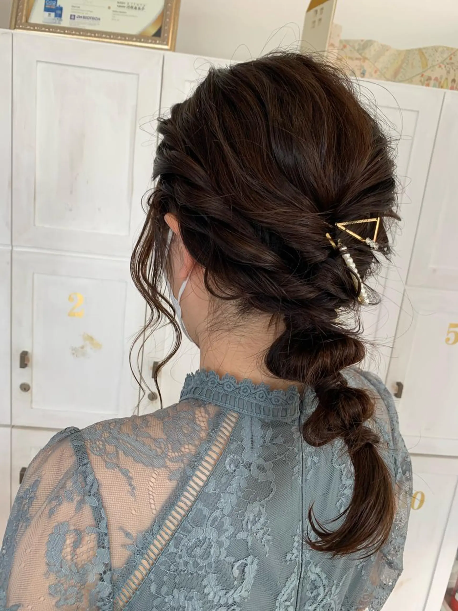 セミロング 吉田 夢のヘアスタイル